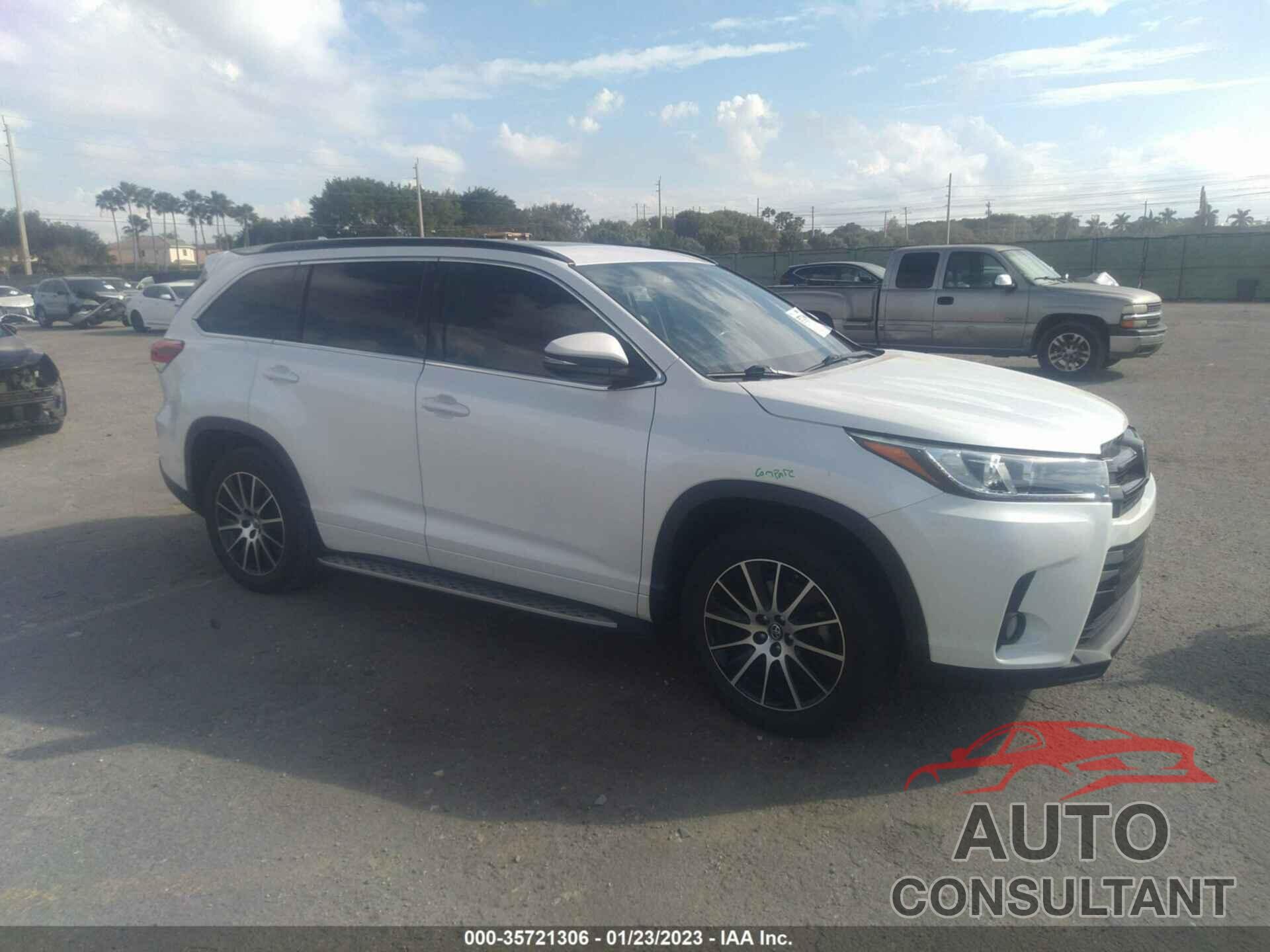 TOYOTA HIGHLANDER 2018 - 5TDKZRFHXJS527302