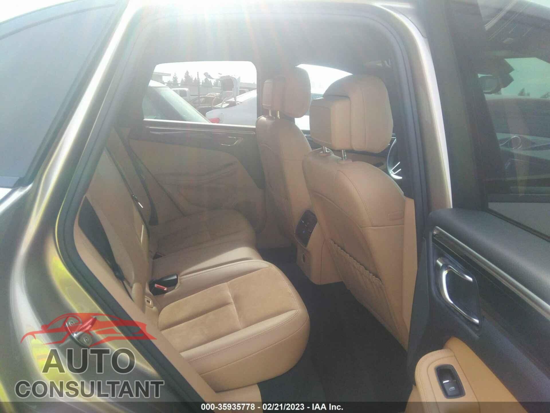 PORSCHE MACAN 2017 - WP1AA2A58HLB02825