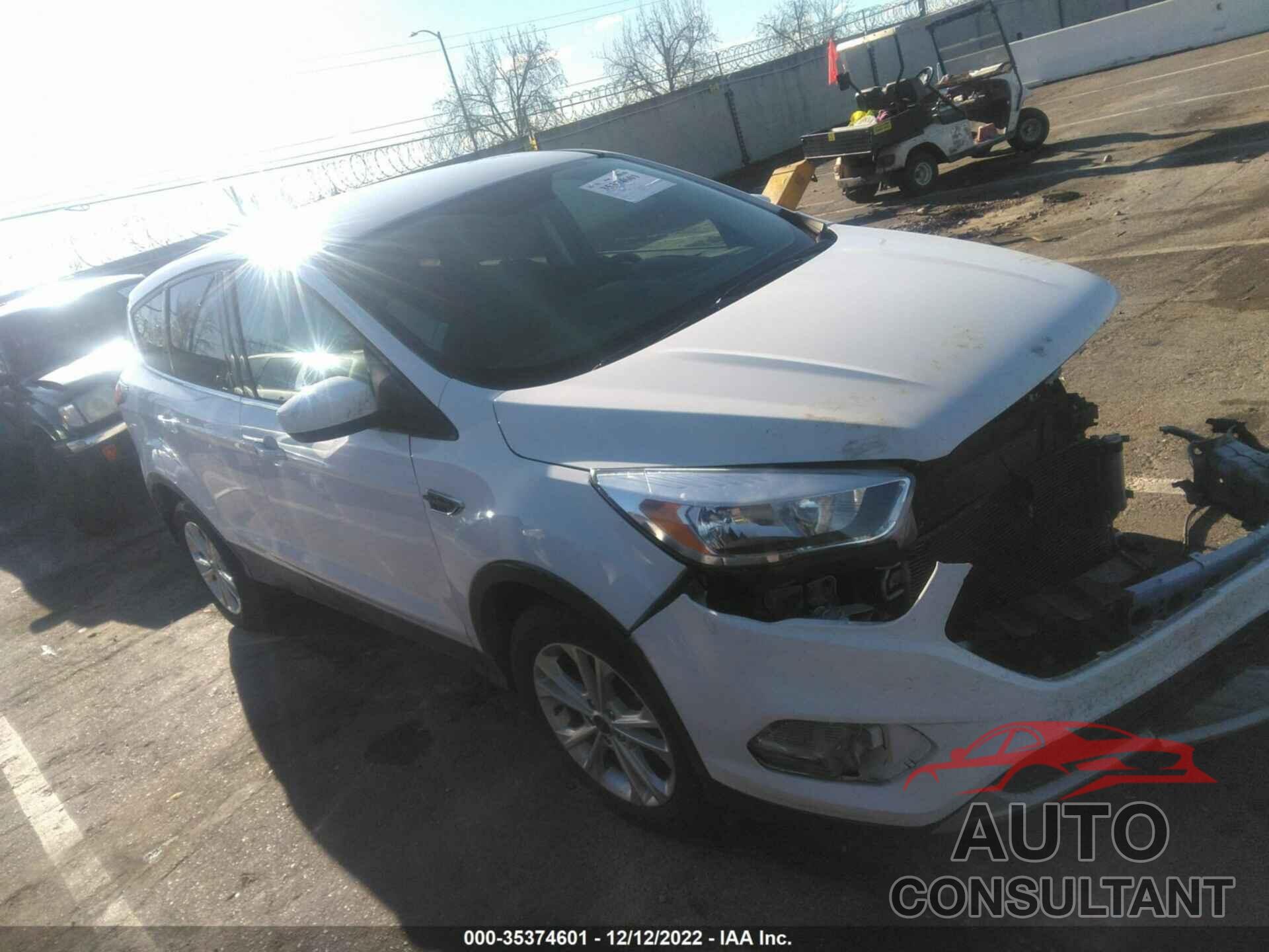FORD ESCAPE 2019 - 1FMCU0G98KUA72707