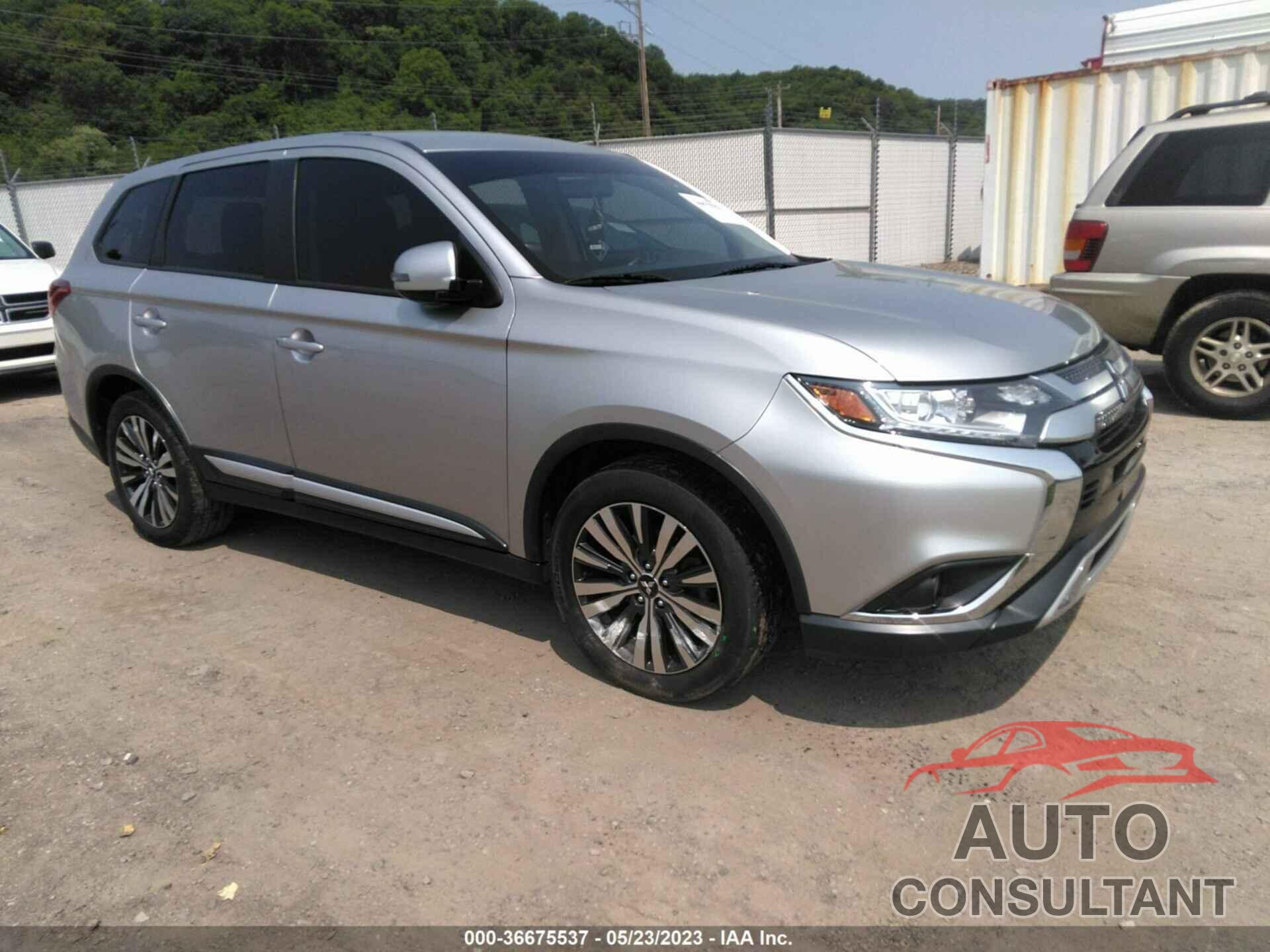 MITSUBISHI OUTLANDER 2019 - JA4AZ3A32KZ047687
