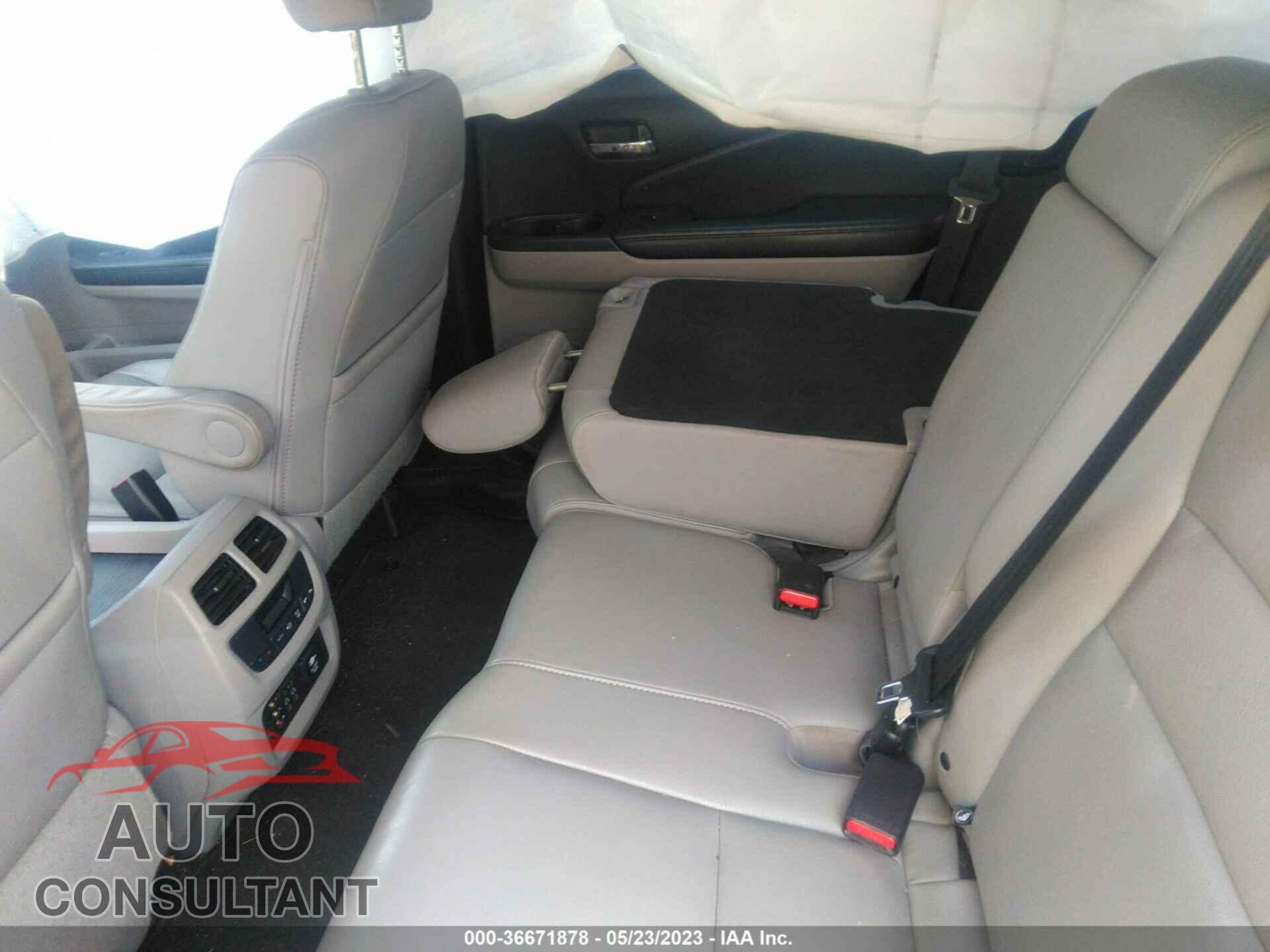 HONDA PILOT 2017 - 5FNYF6H85HB018702