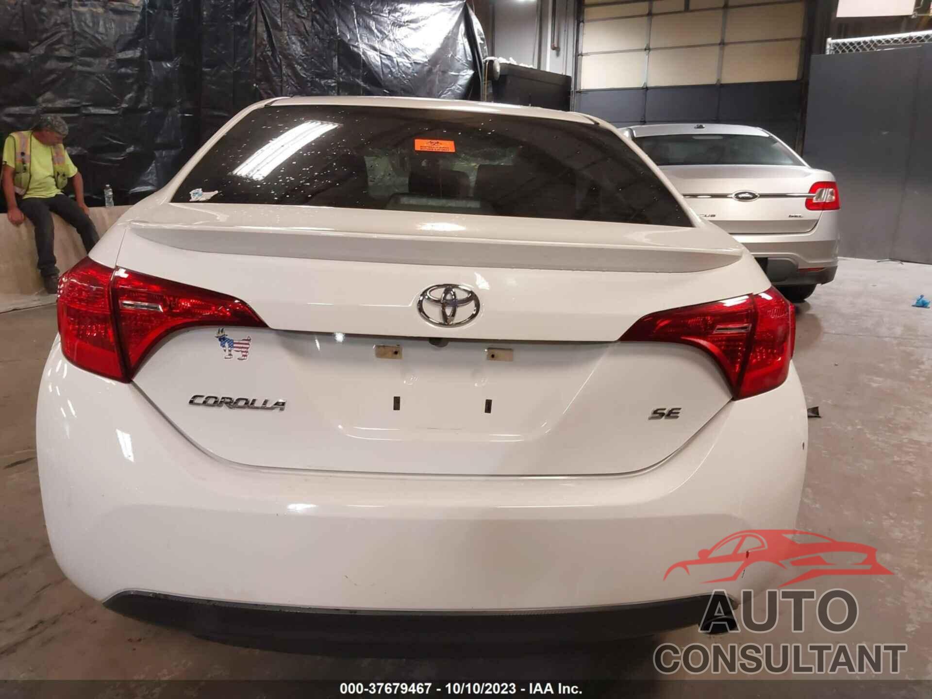 TOYOTA COROLLA 2019 - 5YFBURHEXKP880036