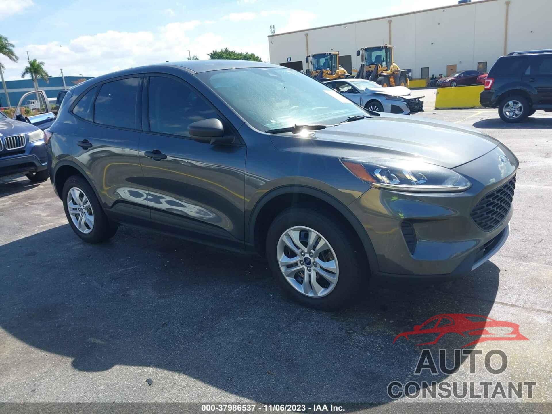 FORD ESCAPE 2020 - 1FMCU9F65LUB84829