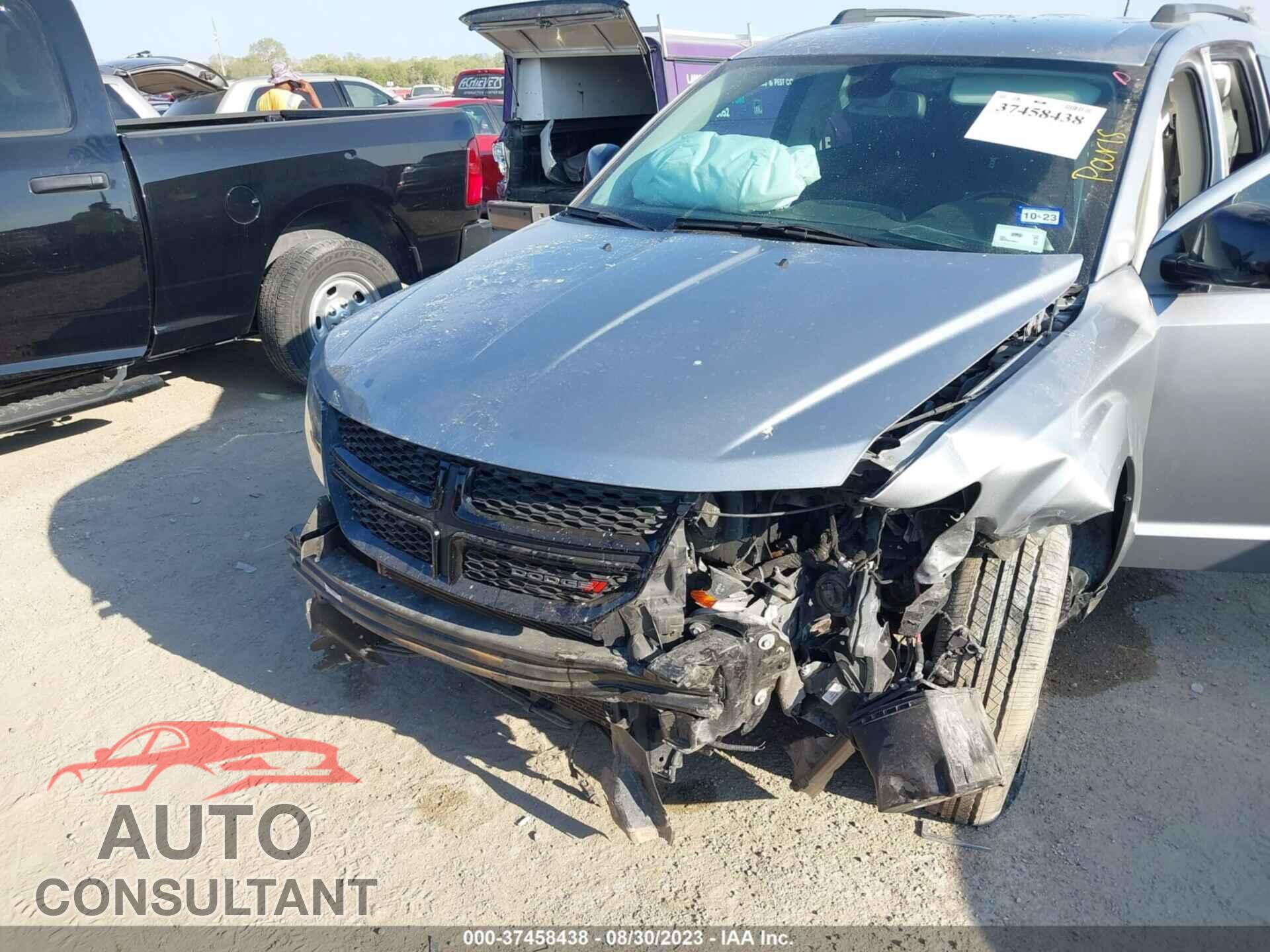 DODGE JOURNEY 2019 - 3C4PDCBB0KT860215