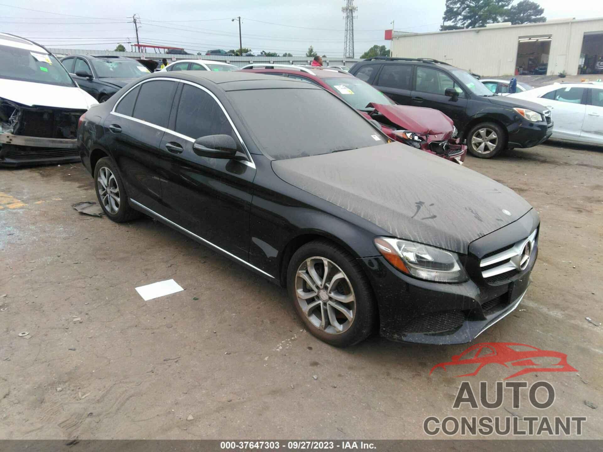 MERCEDES-BENZ C 300 2016 - 55SWF4KB5GU102466