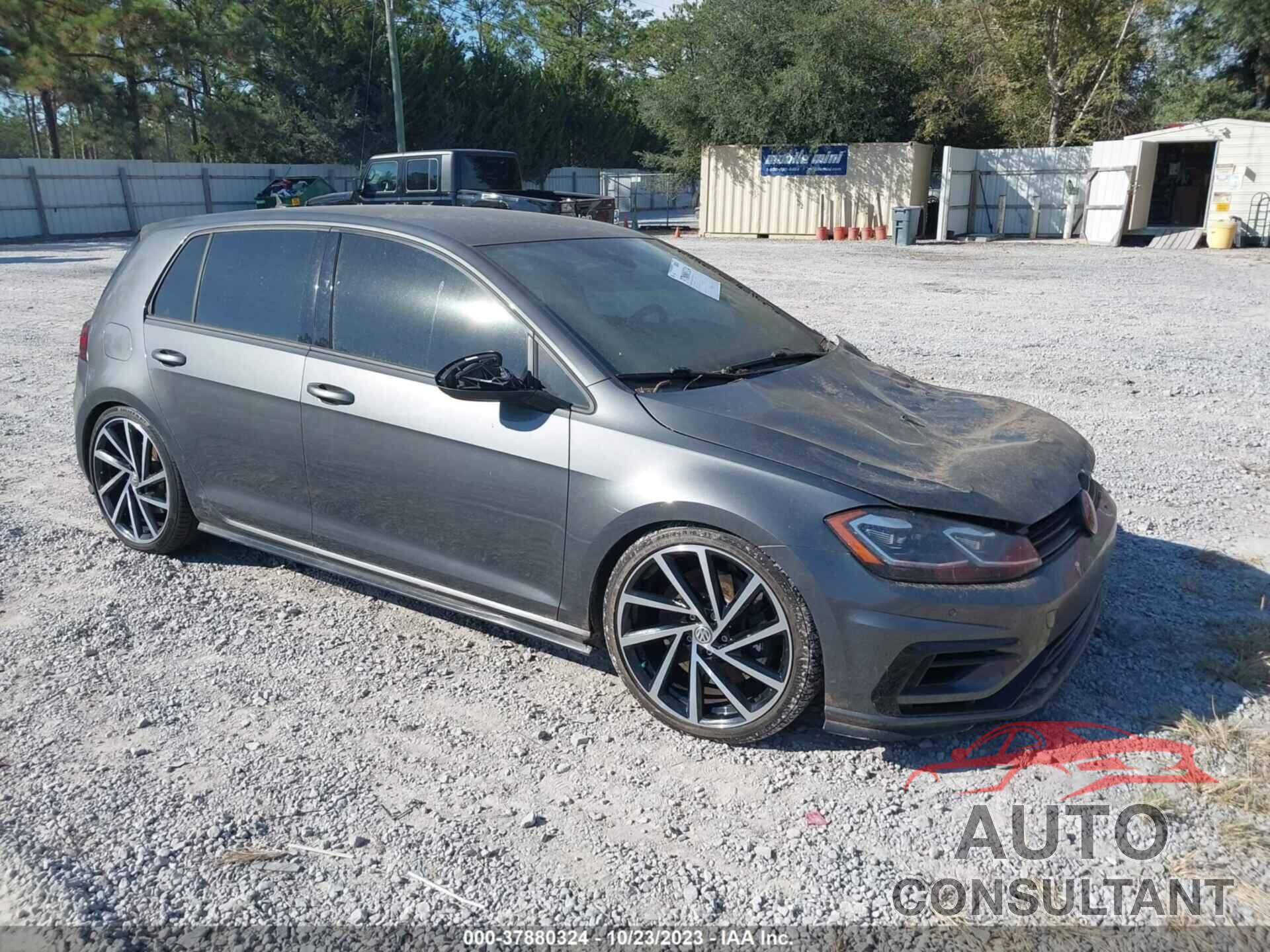 VOLKSWAGEN GOLF R 2018 - WVWWF7AU5JW073401