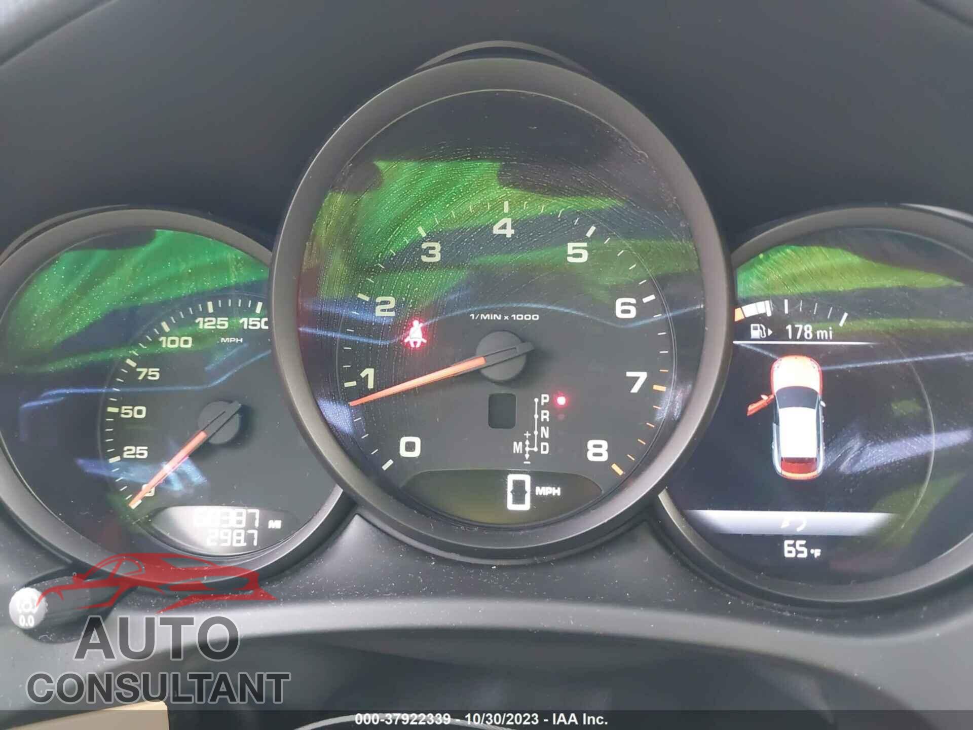 PORSCHE MACAN 2018 - WP1AA2A56JLB08855