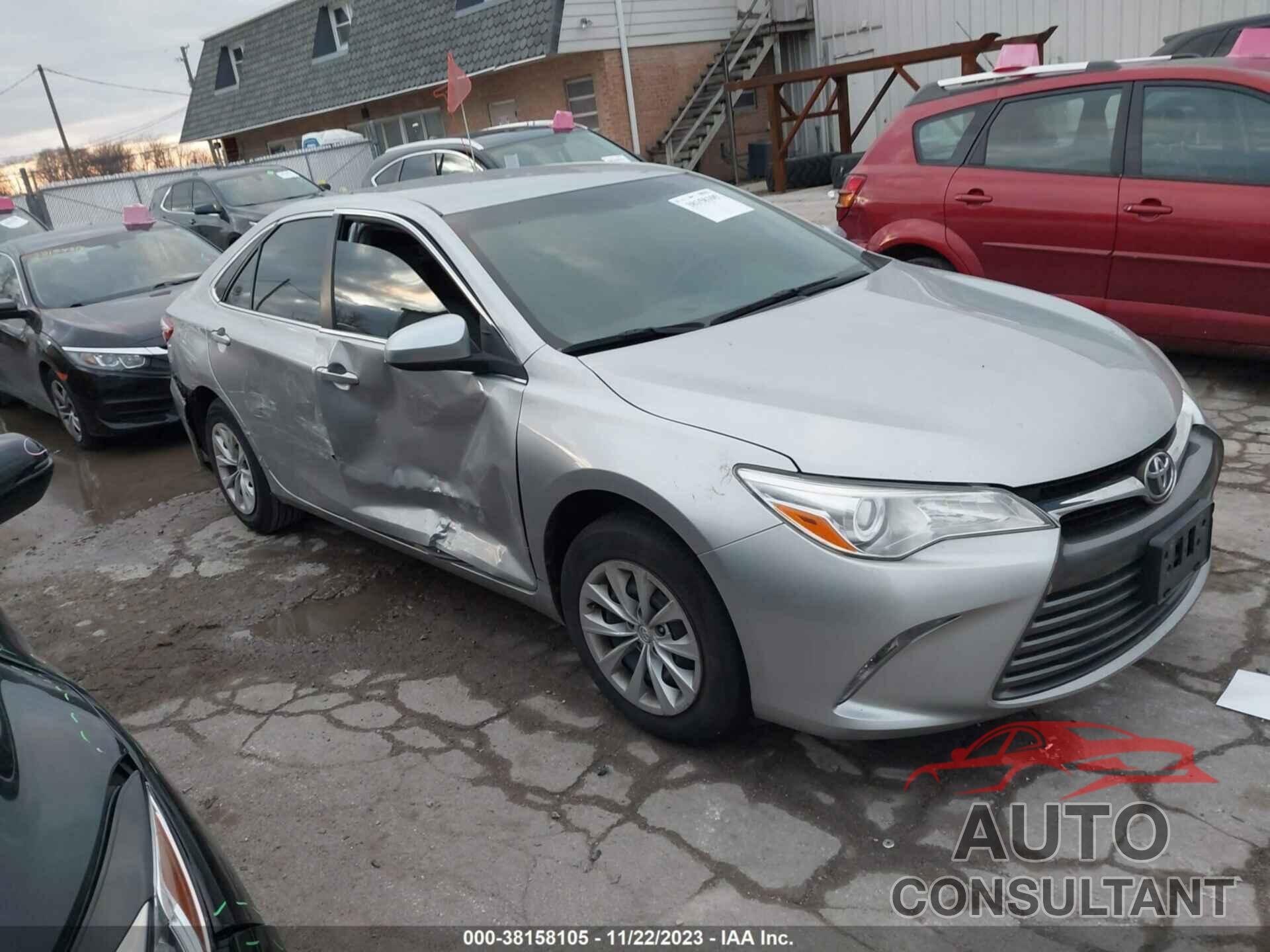 TOYOTA CAMRY 2016 - 4T4BF1FK9GR553109