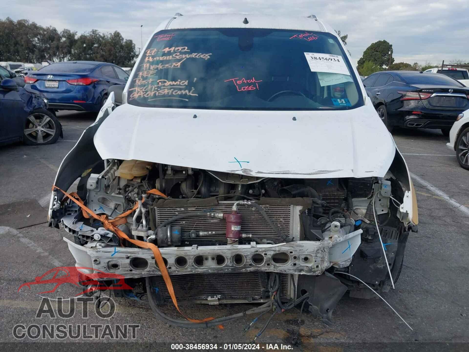 FORD TRANSIT CONNECT 2017 - NM0LS7E71H1322767