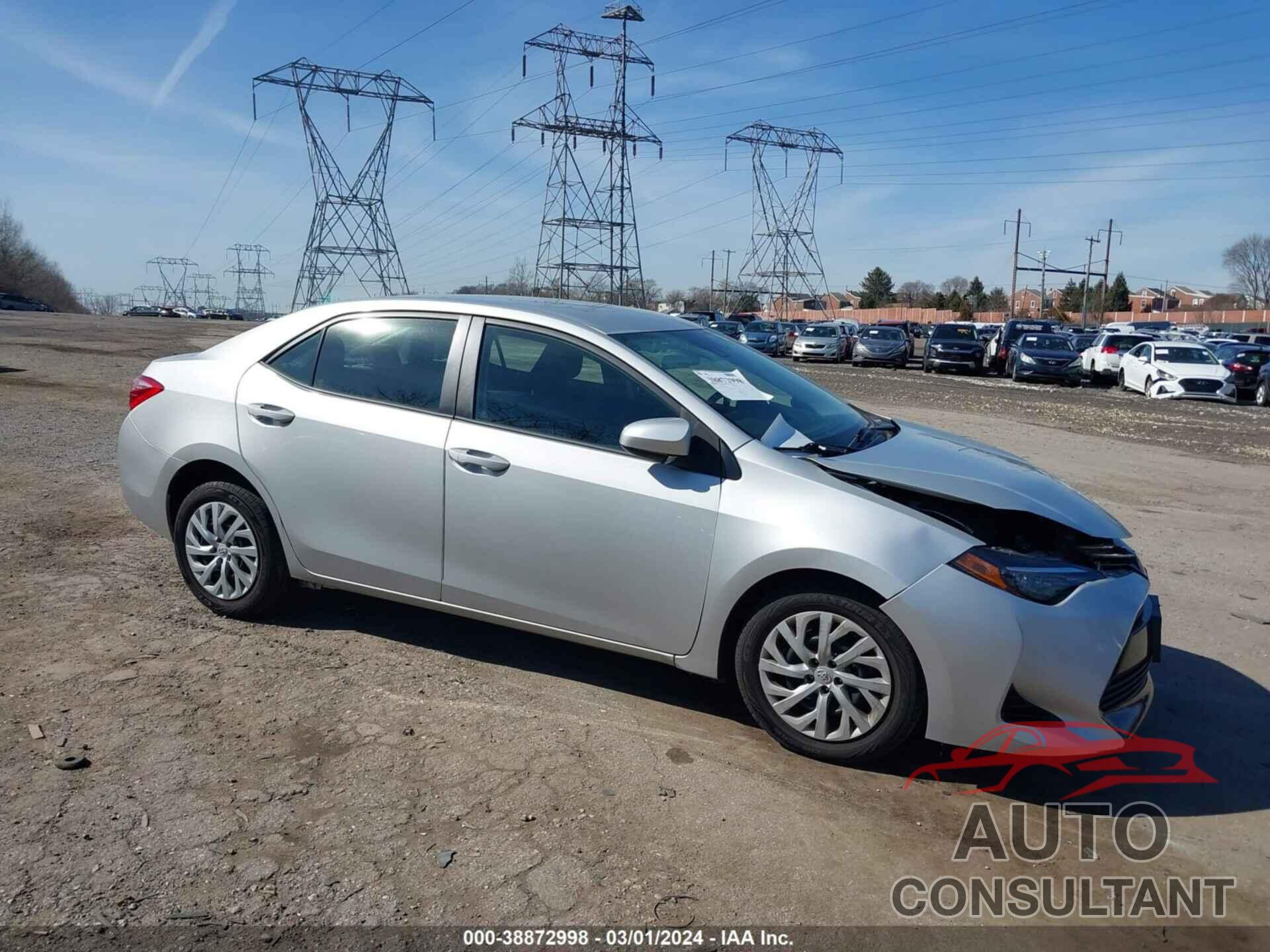 TOYOTA COROLLA 2018 - 2T1BURHE3JC019666