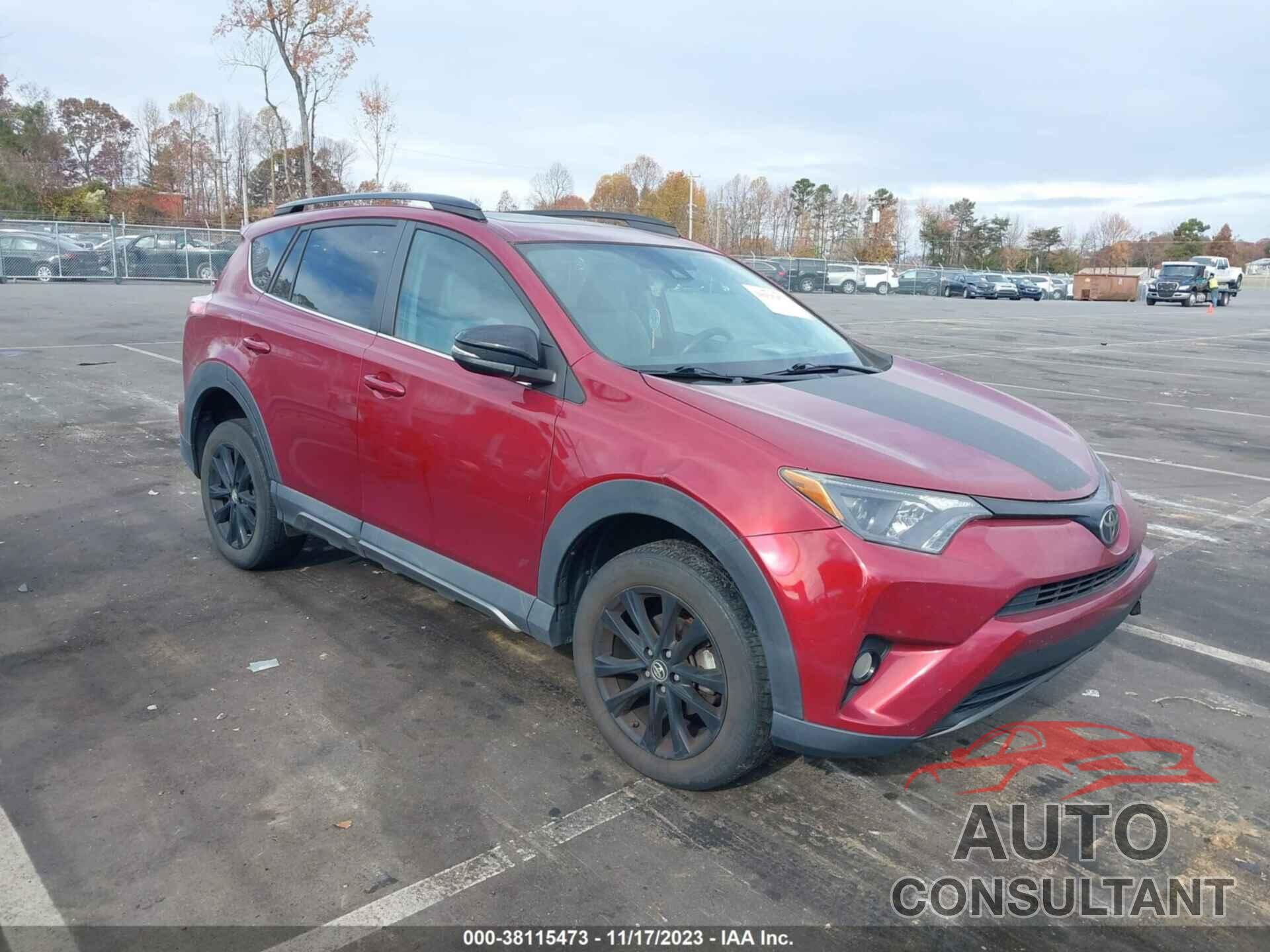 TOYOTA RAV4 2018 - 2T3RFREV1JW761163