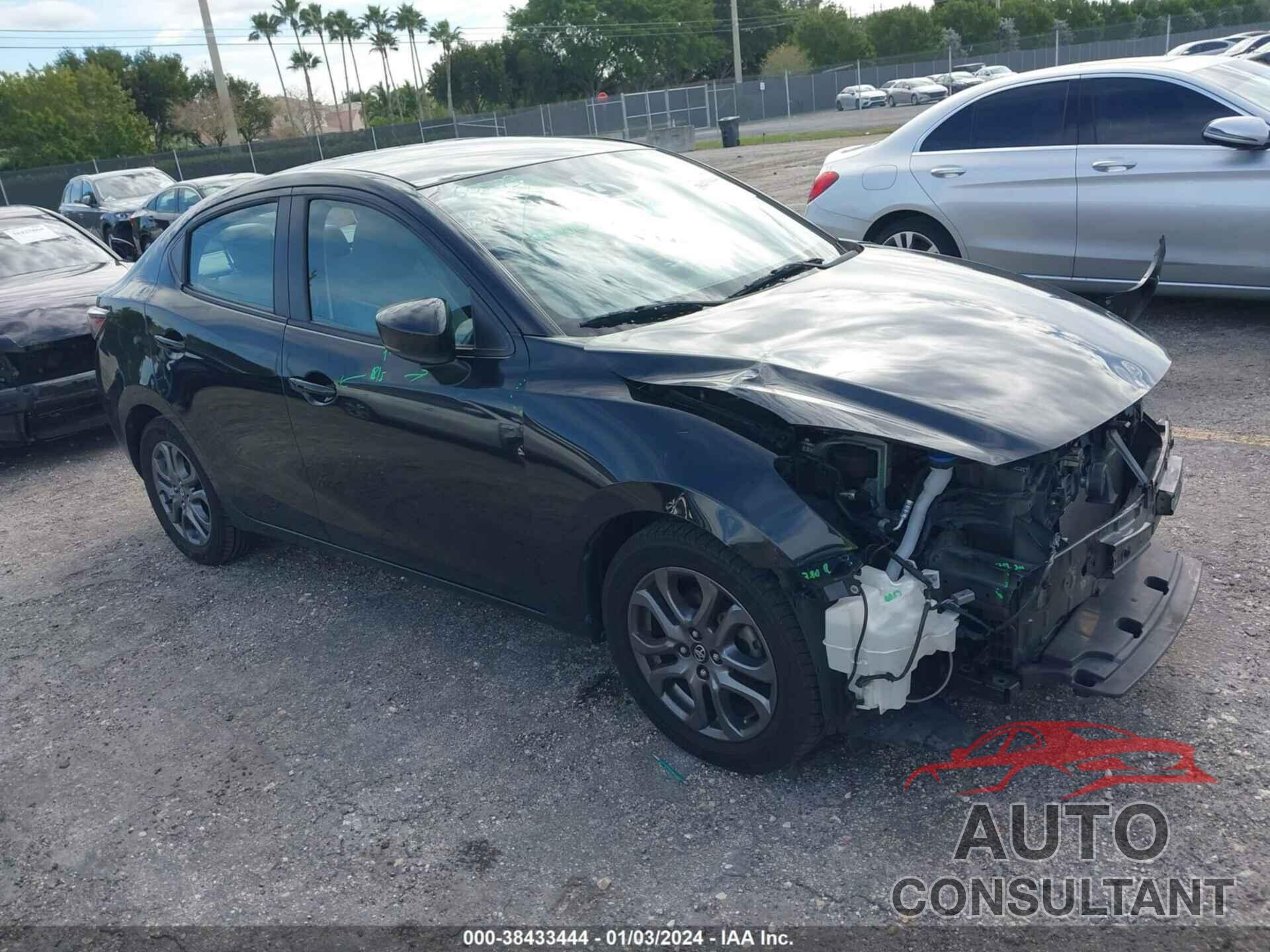 TOYOTA YARIS 2019 - 3MYDLBYV9KY505940