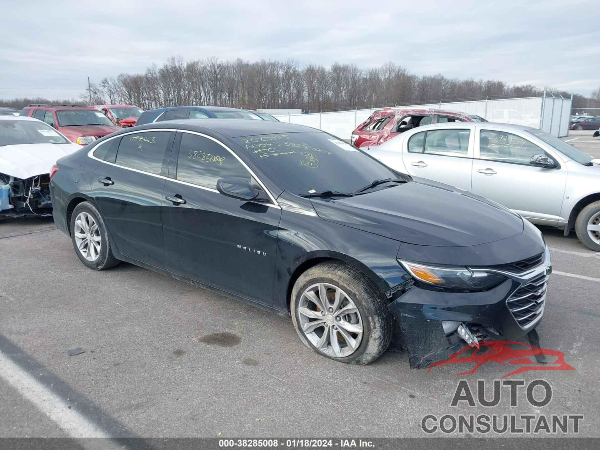 CHEVROLET MALIBU 2019 - 1G1ZD5ST4KF152002