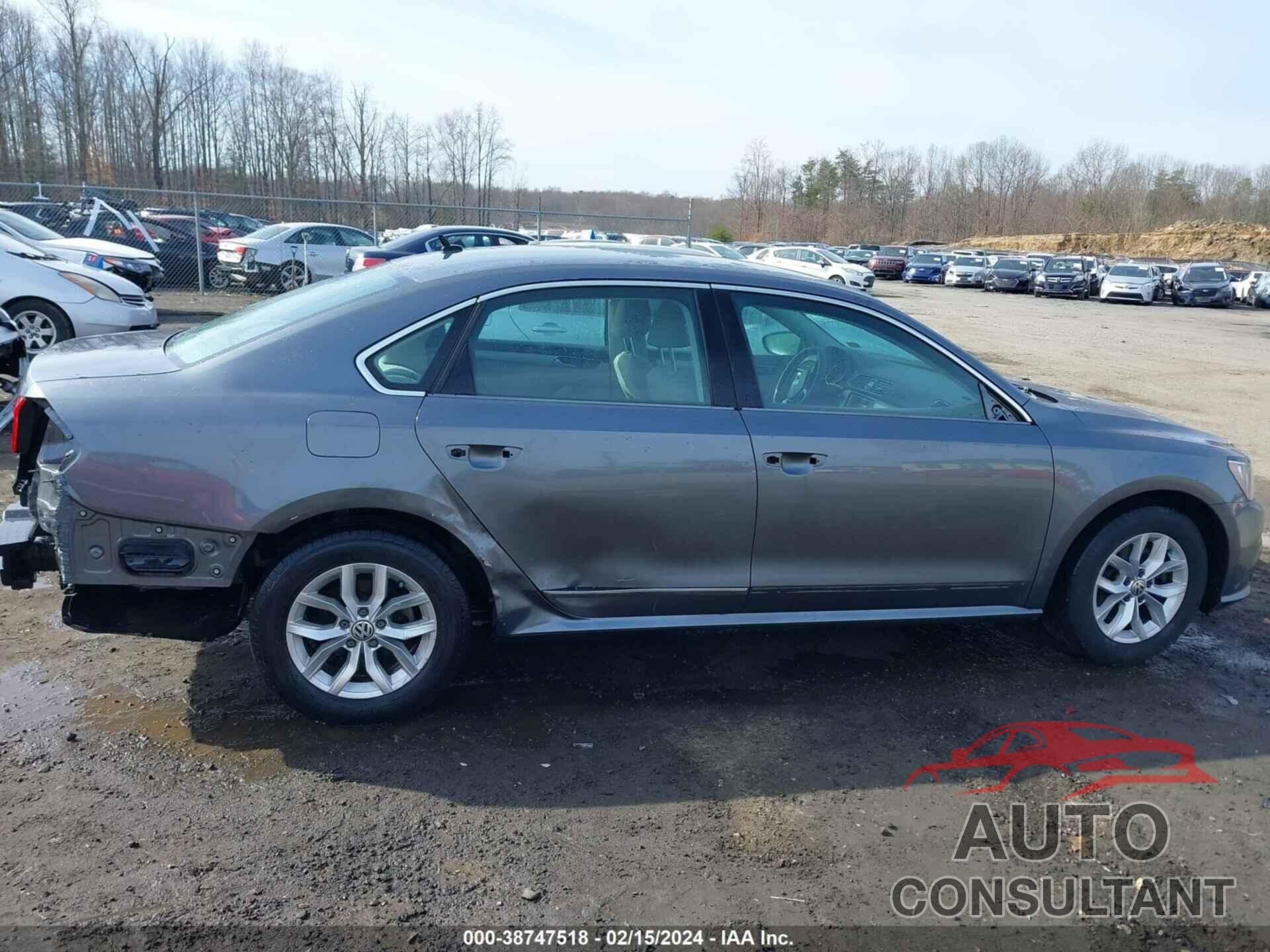 VOLKSWAGEN PASSAT 2016 - 1VWAT7A31GC052000