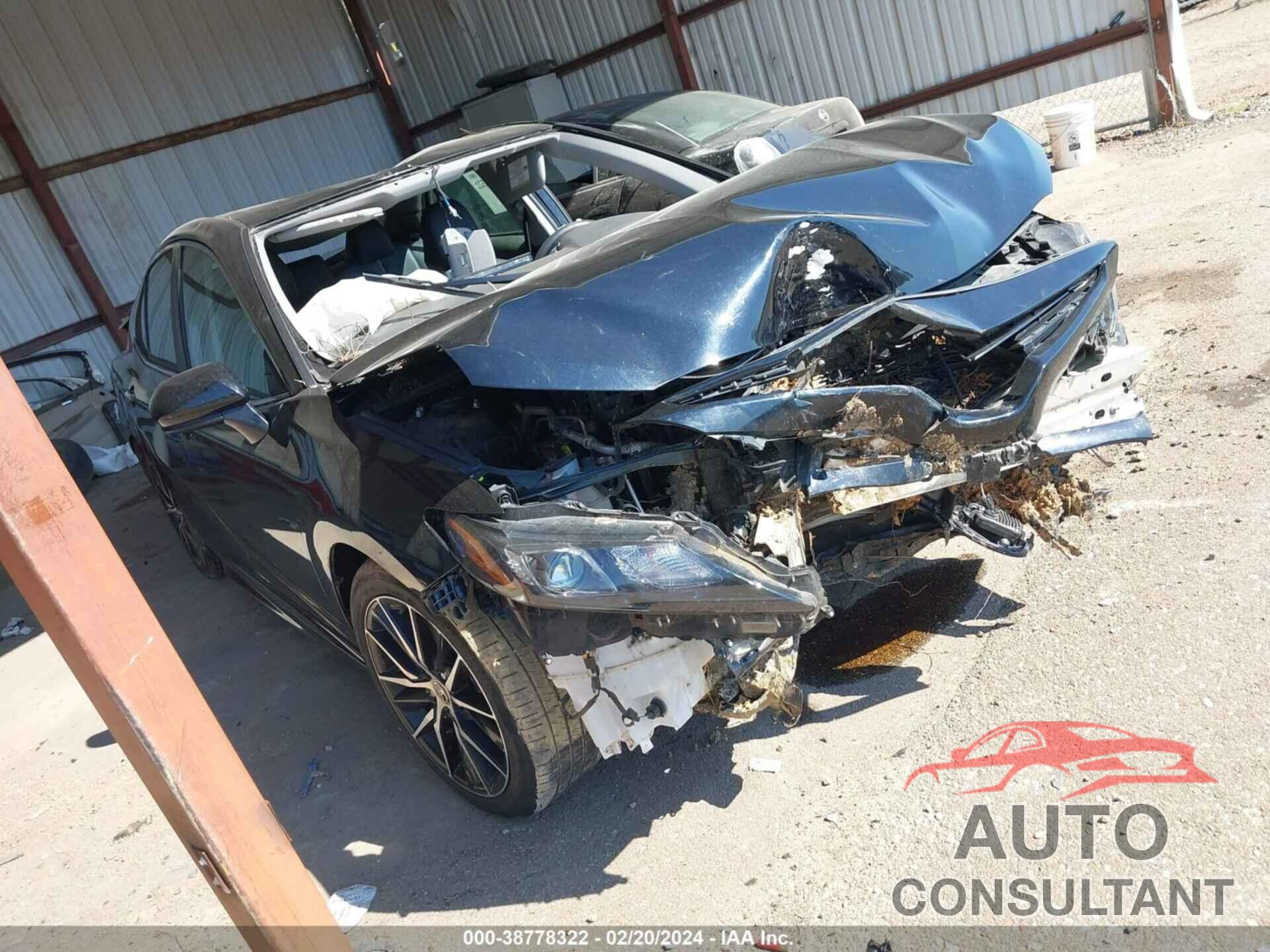 TOYOTA CAMRY 2021 - 4T1G11AK0MU534319