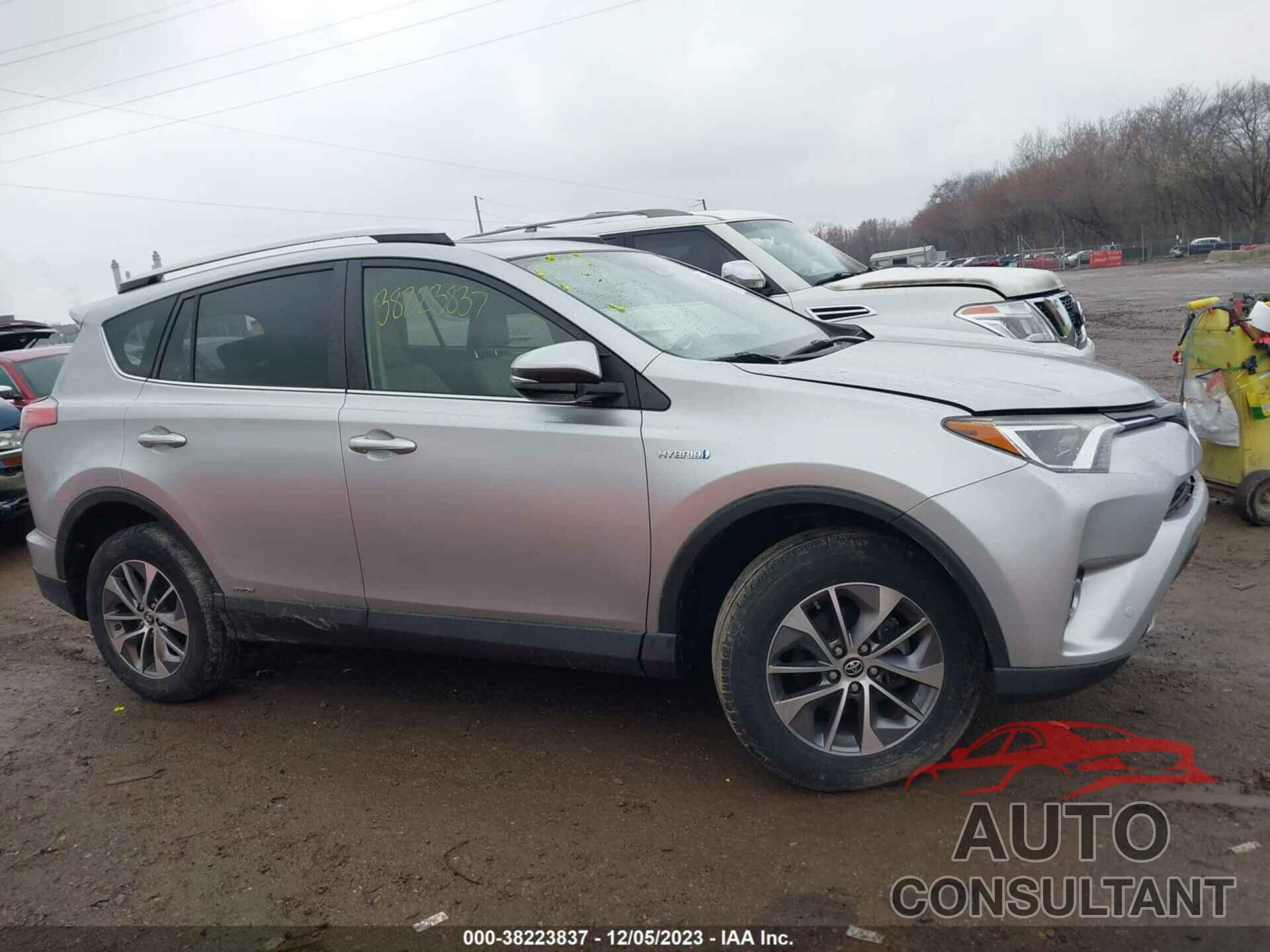 TOYOTA RAV4 HV 2016 - JTMRJREV6GD022827