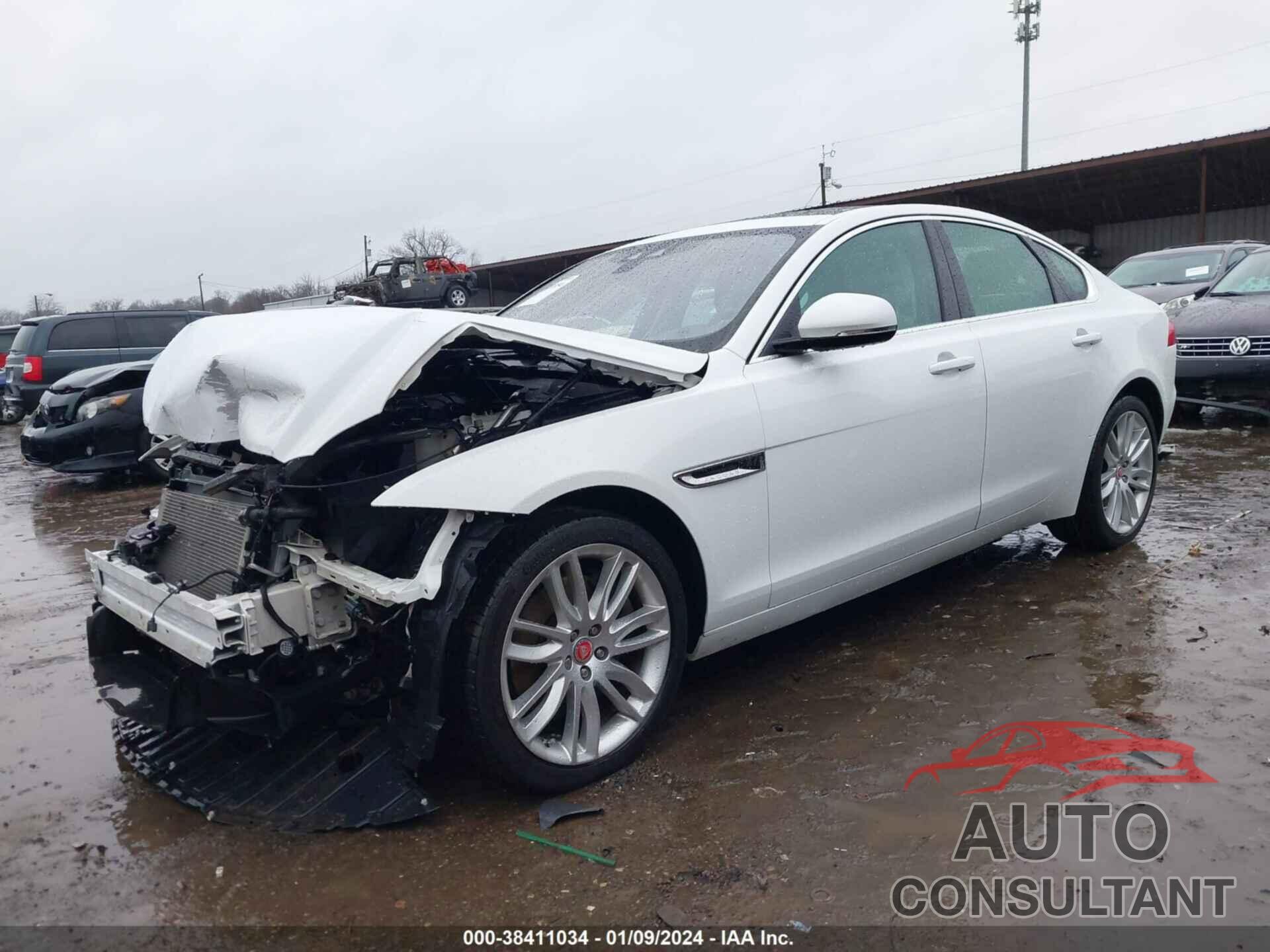 JAGUAR XF 2016 - SAJBK4BV2GCY17192