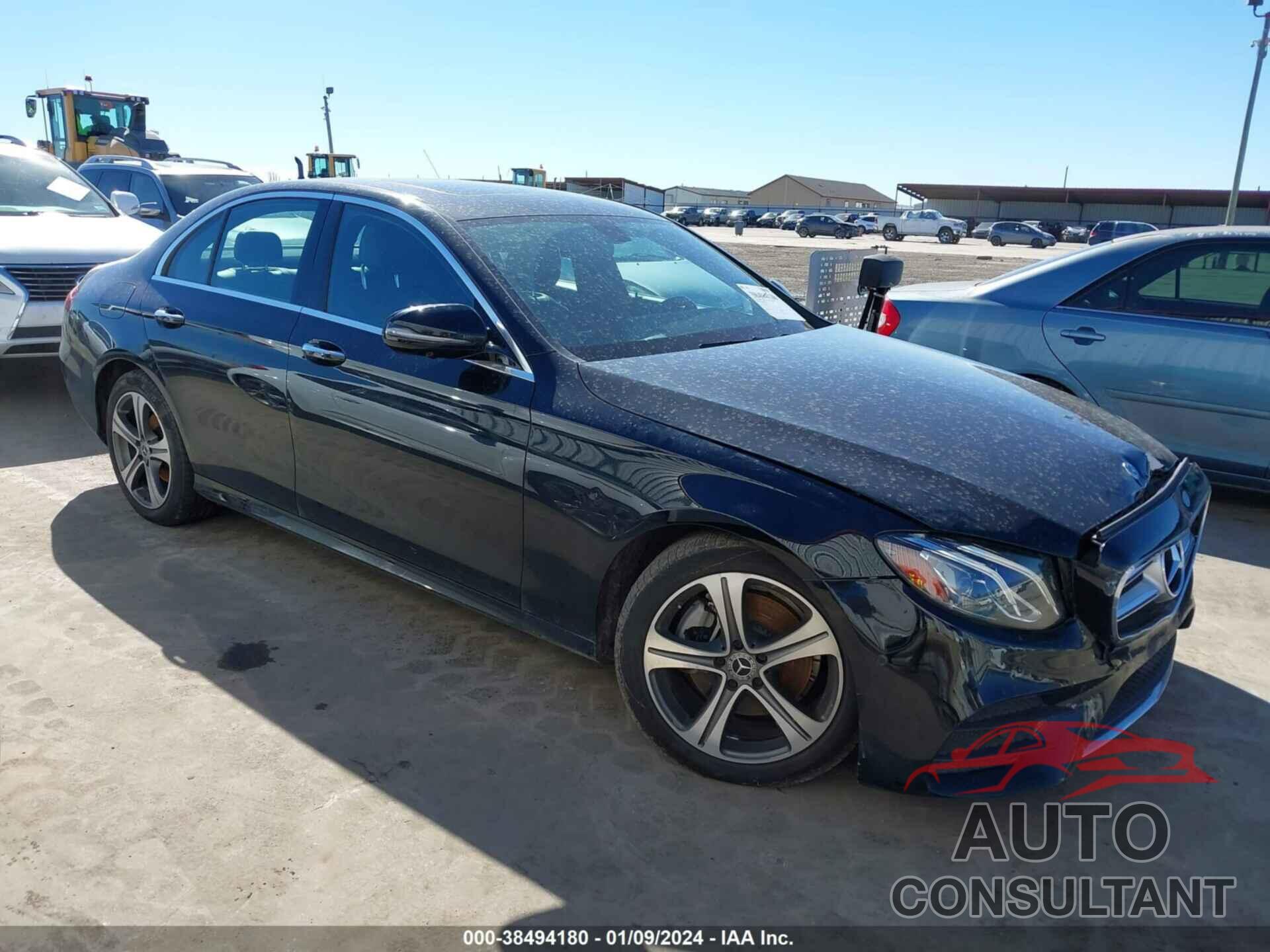 MERCEDES-BENZ E 300 2019 - WDDZF4JB3KA499666