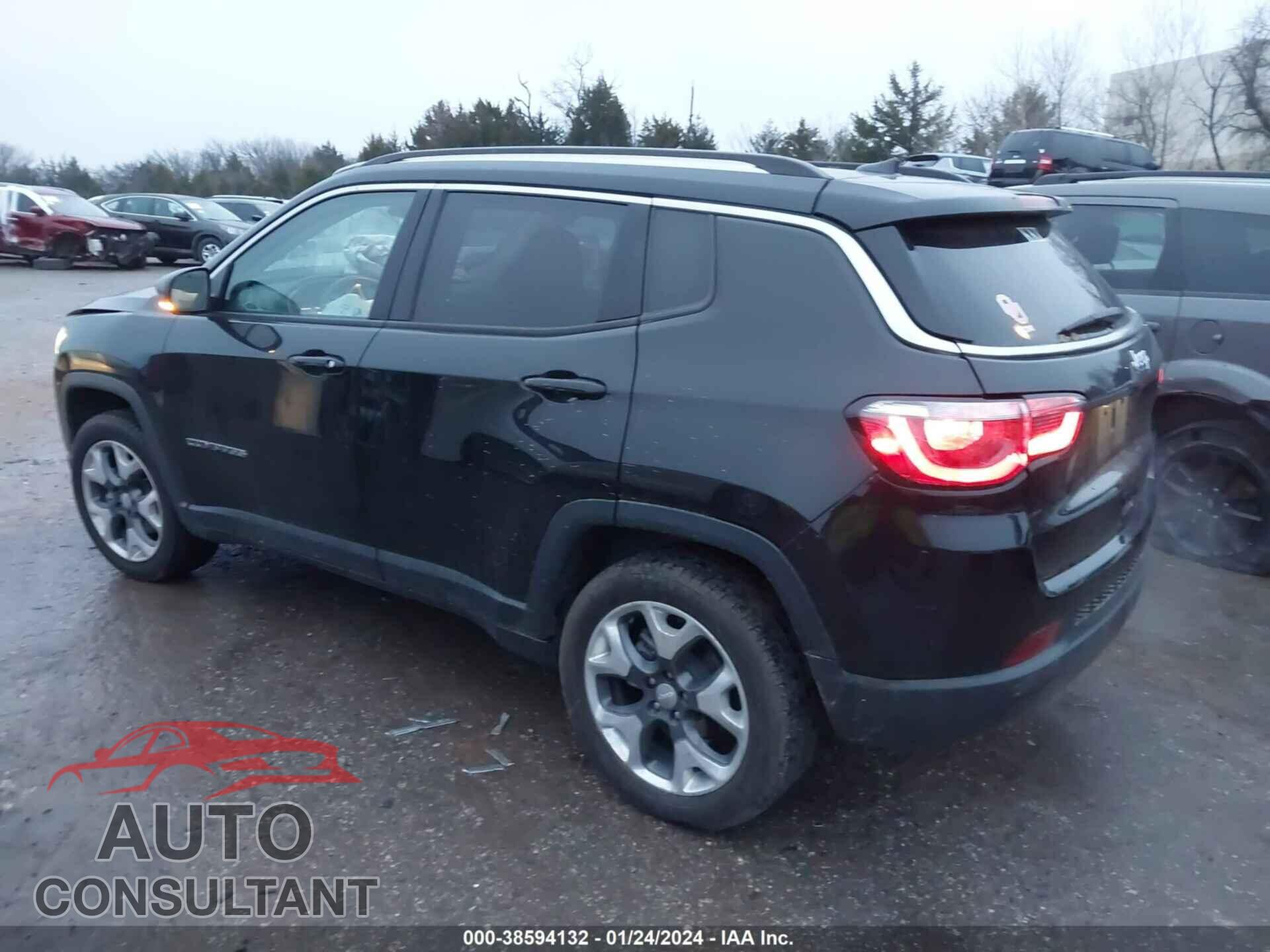 JEEP COMPASS 2018 - 3C4NJDCB8JT334174