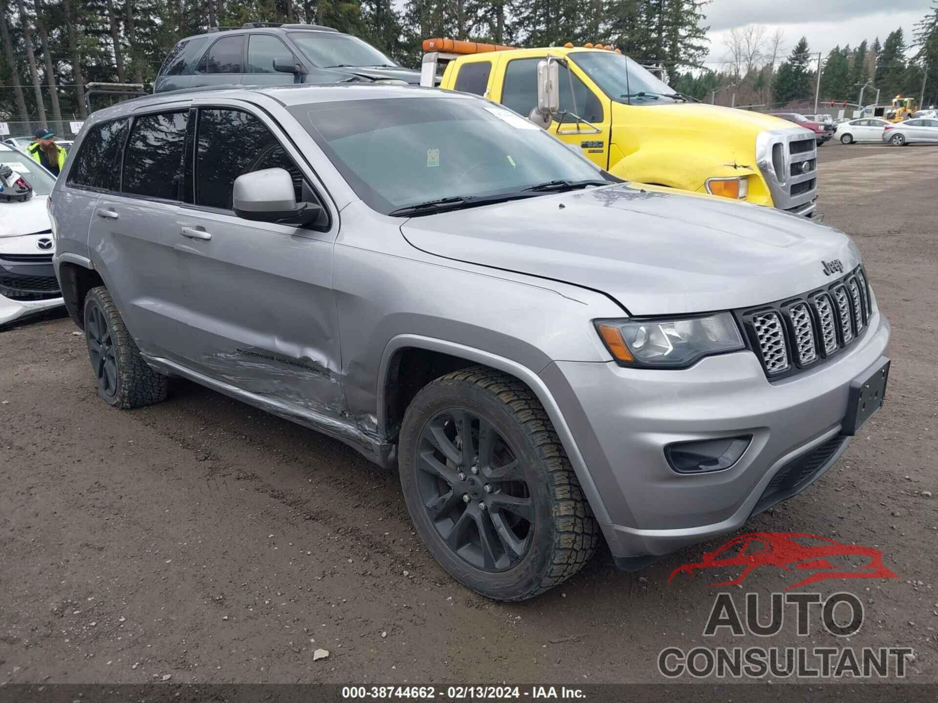 JEEP GRAND CHEROKEE 2017 - 1C4RJFAG3HC904177