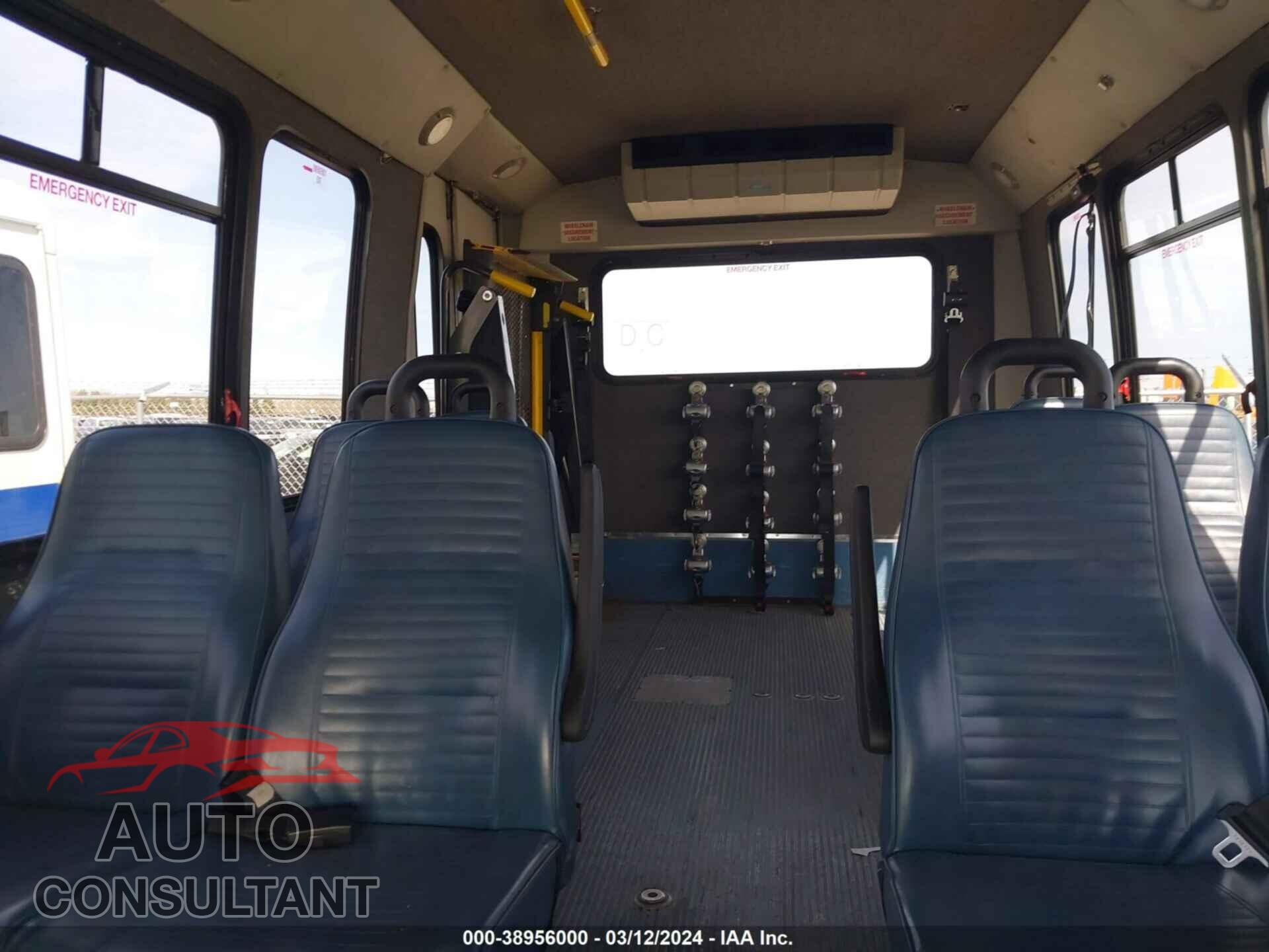 FORD E-450 CUTAWAY 2017 - 1FDFE4FS4HDC37814