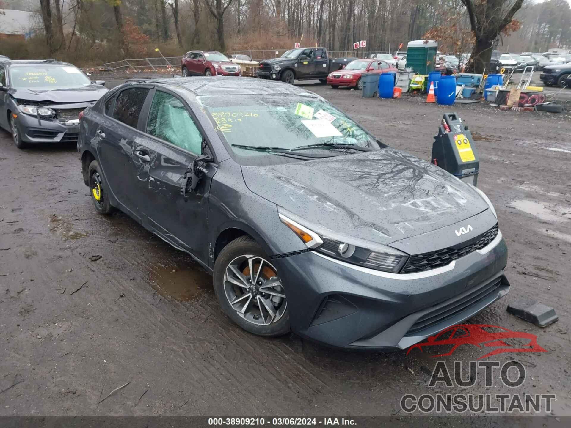 KIA FORTE 2023 - 3KPF24AD7PE506035