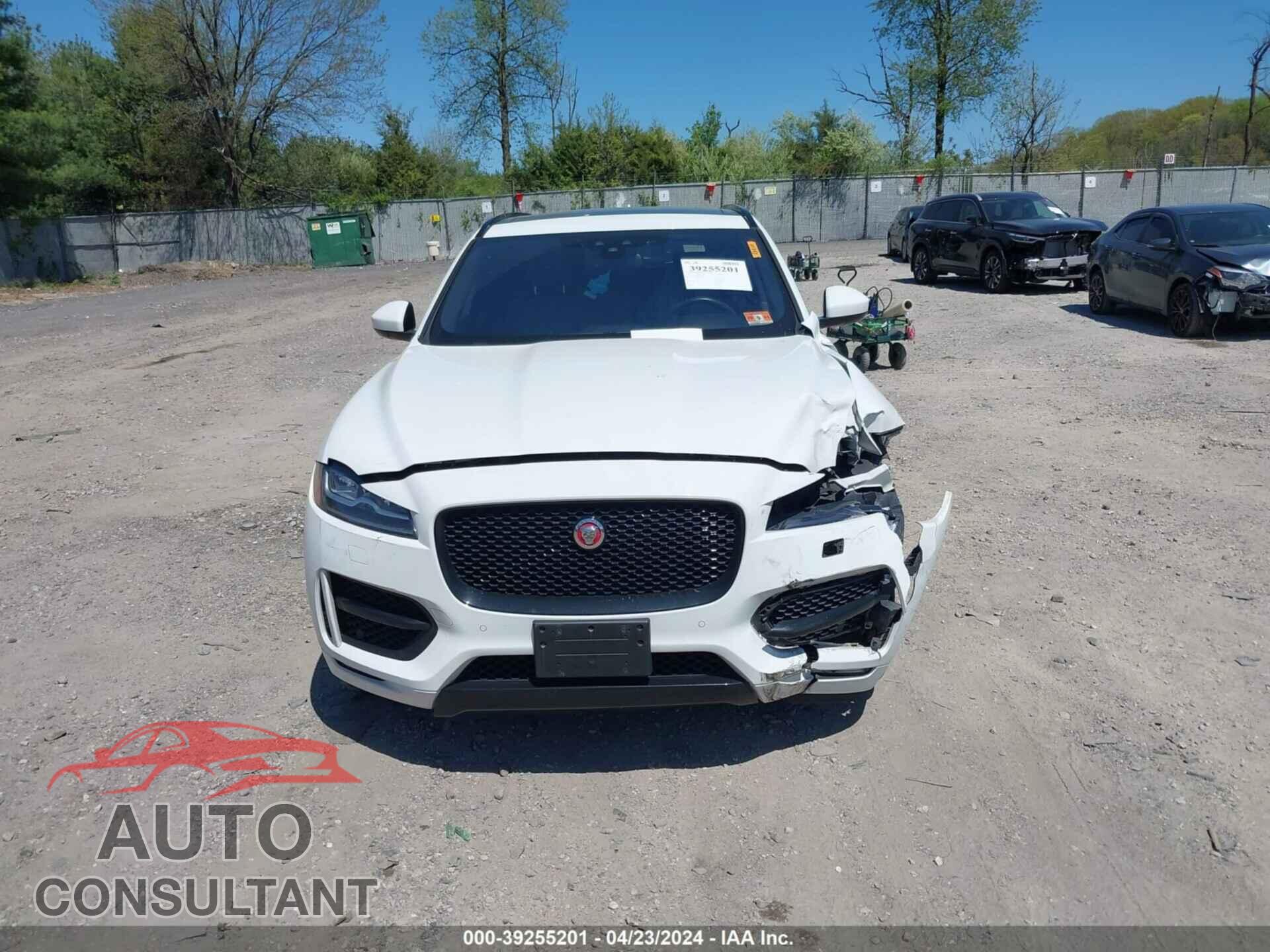 JAGUAR F-PACE 2017 - SADCL2BV8HA090582