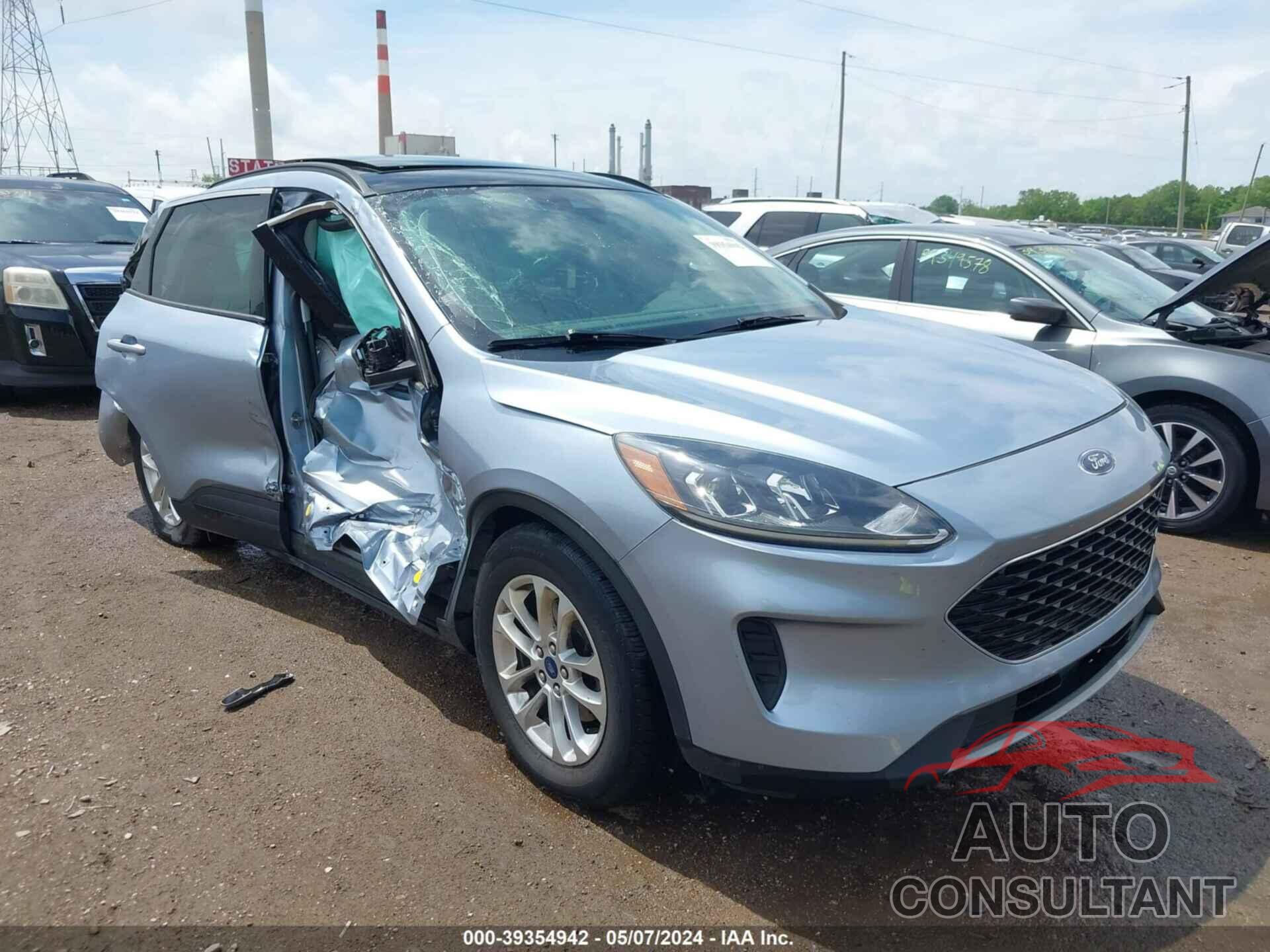 FORD ESCAPE 2022 - 1FMCU0G69NUB99816