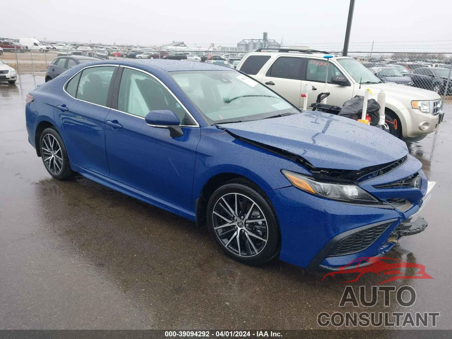 TOYOTA CAMRY 2024 - 4T1G11BK2RU118827