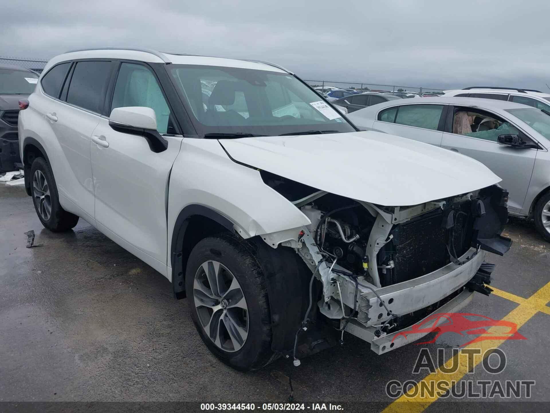 TOYOTA HIGHLANDER 2021 - 5TDHZRBH7MS523230