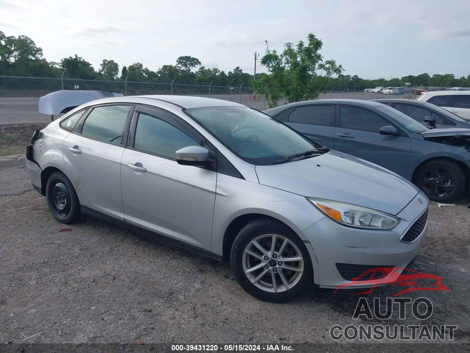 FORD FOCUS 2016 - 1FADP3F22GL352129