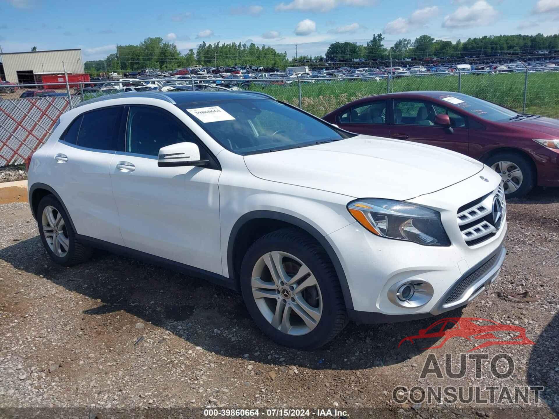 MERCEDES-BENZ GLA 250 2019 - WDCTG4GB8KU004701