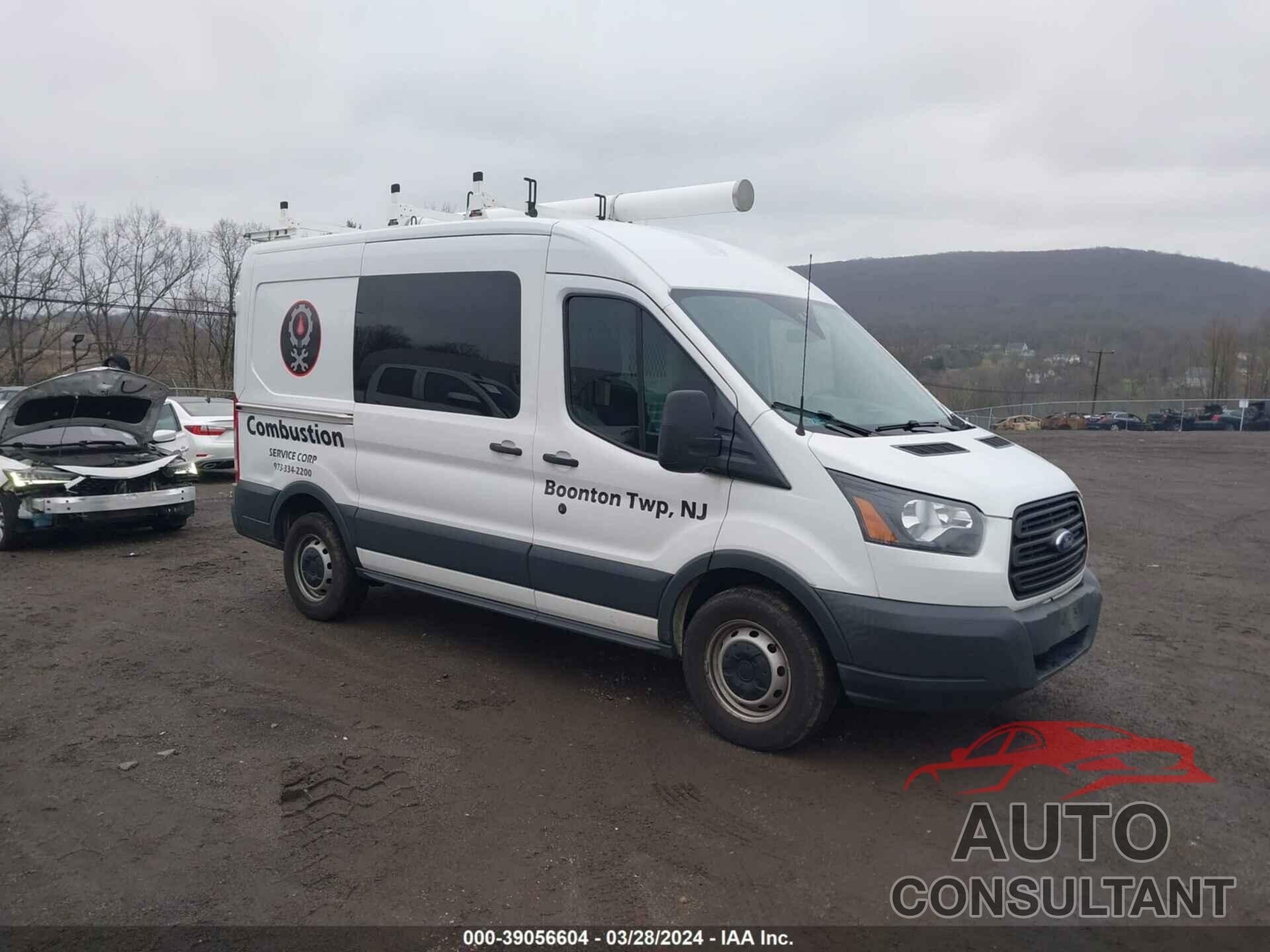 FORD TRANSIT-150 2018 - 1FTYE1CM6JKA33860