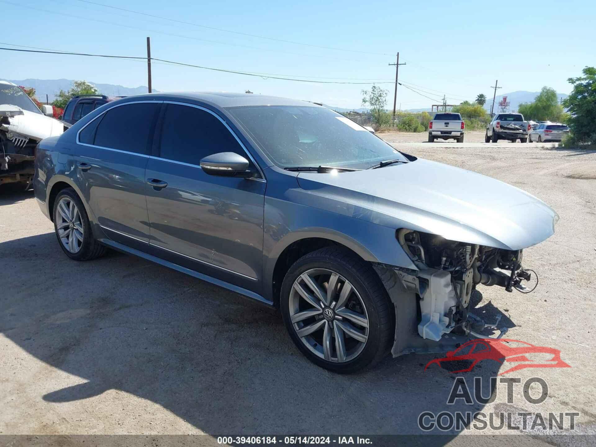 VOLKSWAGEN PASSAT 2017 - 1VWGT7A38HC010189