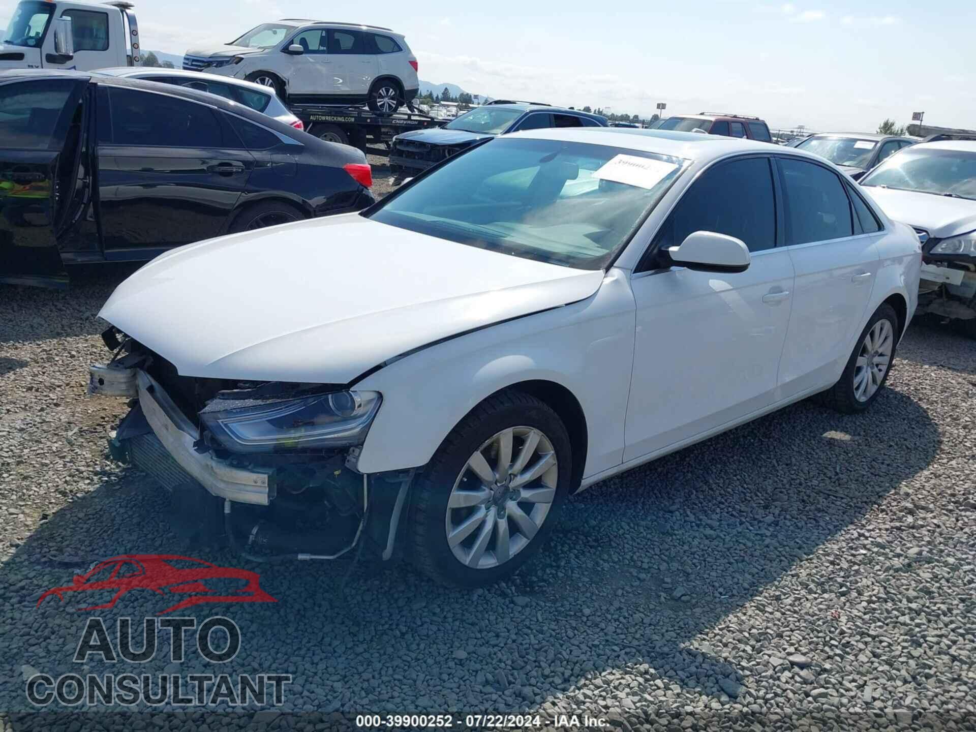 AUDI A4 2013 - WAUBFAFL0DA170502