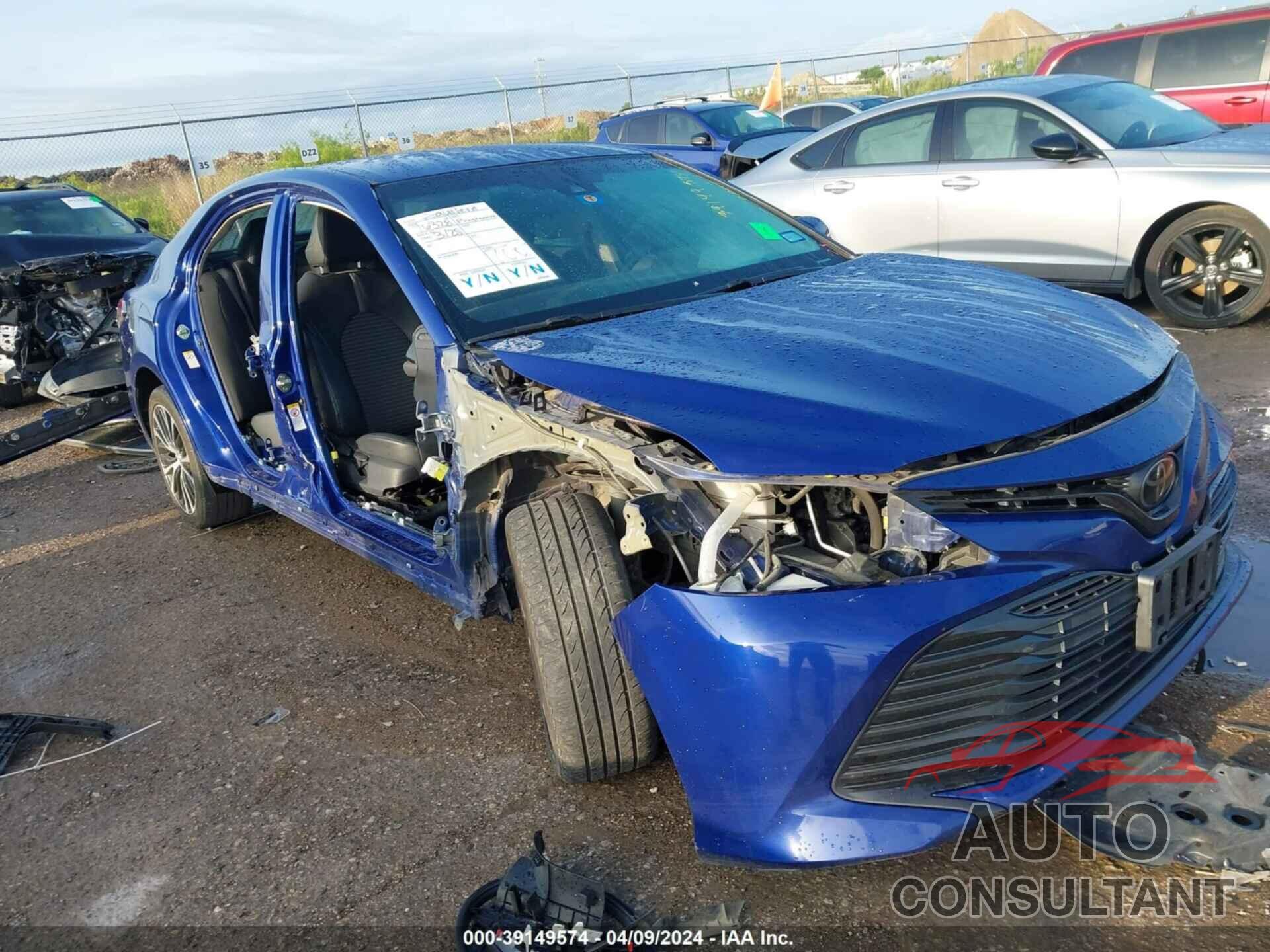 TOYOTA CAMRY 2018 - 4T1B11HK2JU619318