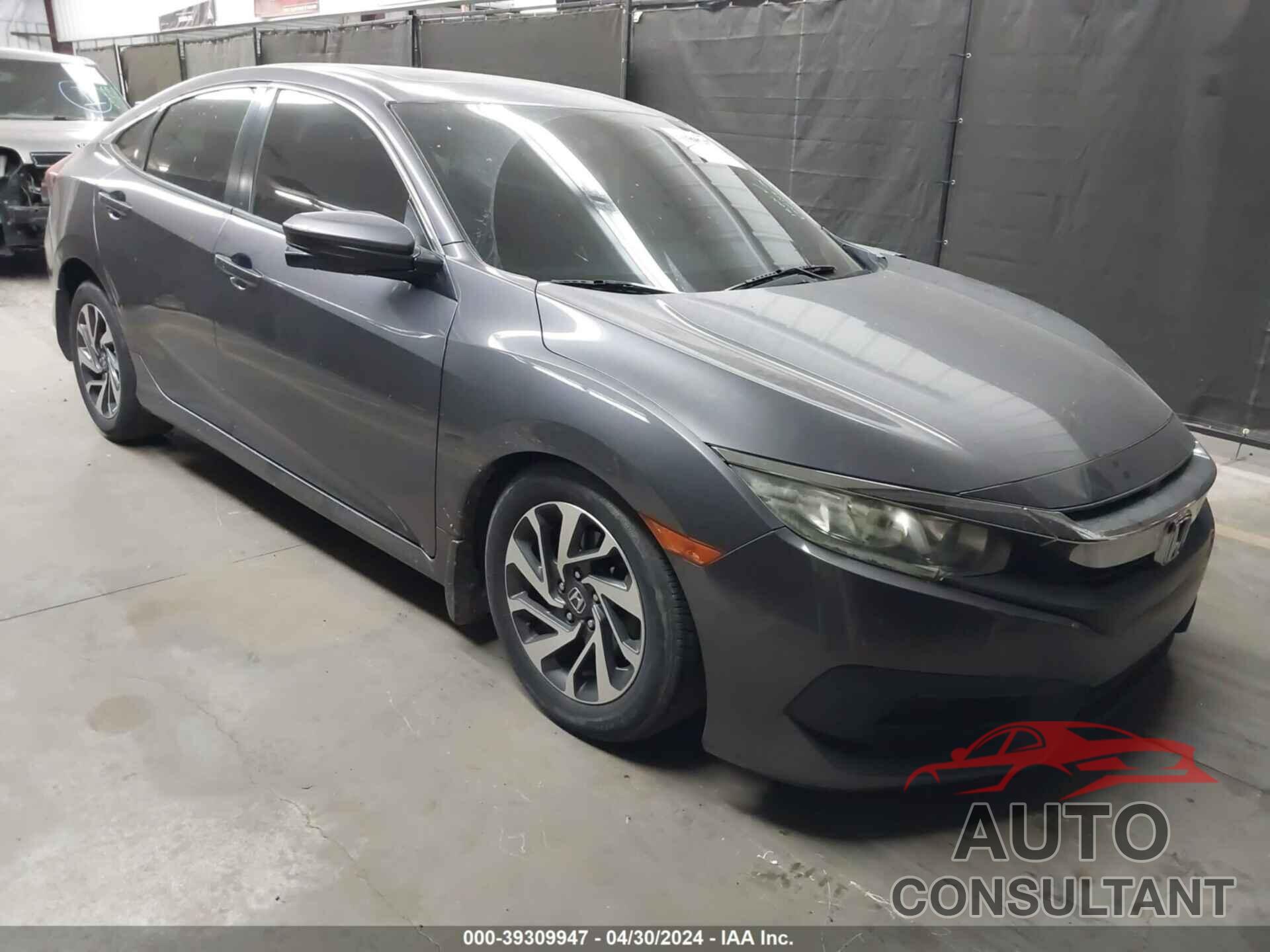 HONDA CIVIC 2018 - 2HGFC2F78JH500682