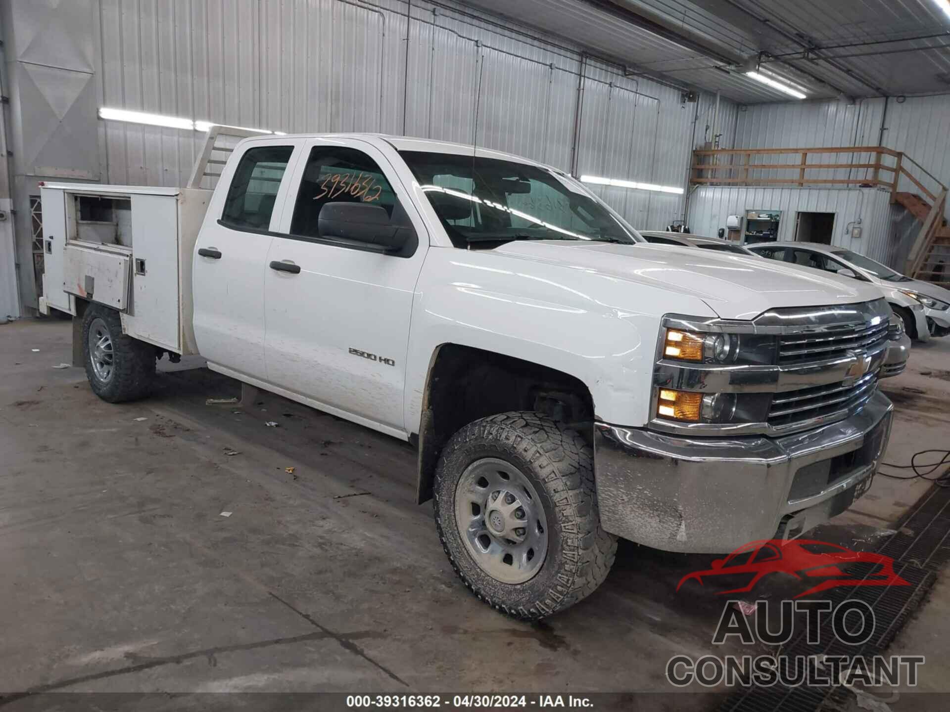 CHEVROLET SILVERADO 2500HD 2017 - 1GC2KUEG3HZ173955