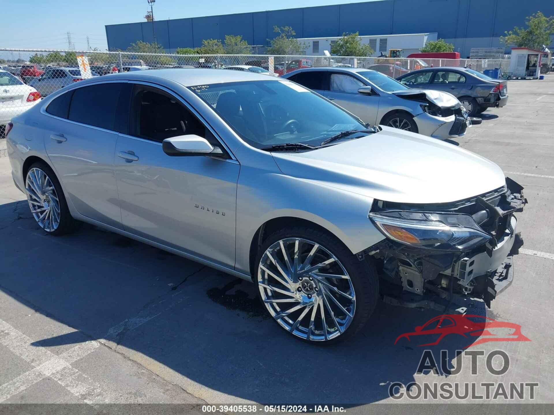 CHEVROLET MALIBU 2020 - 1G1ZD5STXLF094981