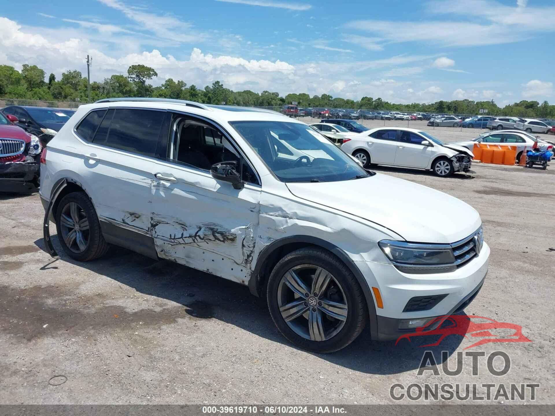 VOLKSWAGEN TIGUAN 2018 - 3VV5B7AX0JM004408