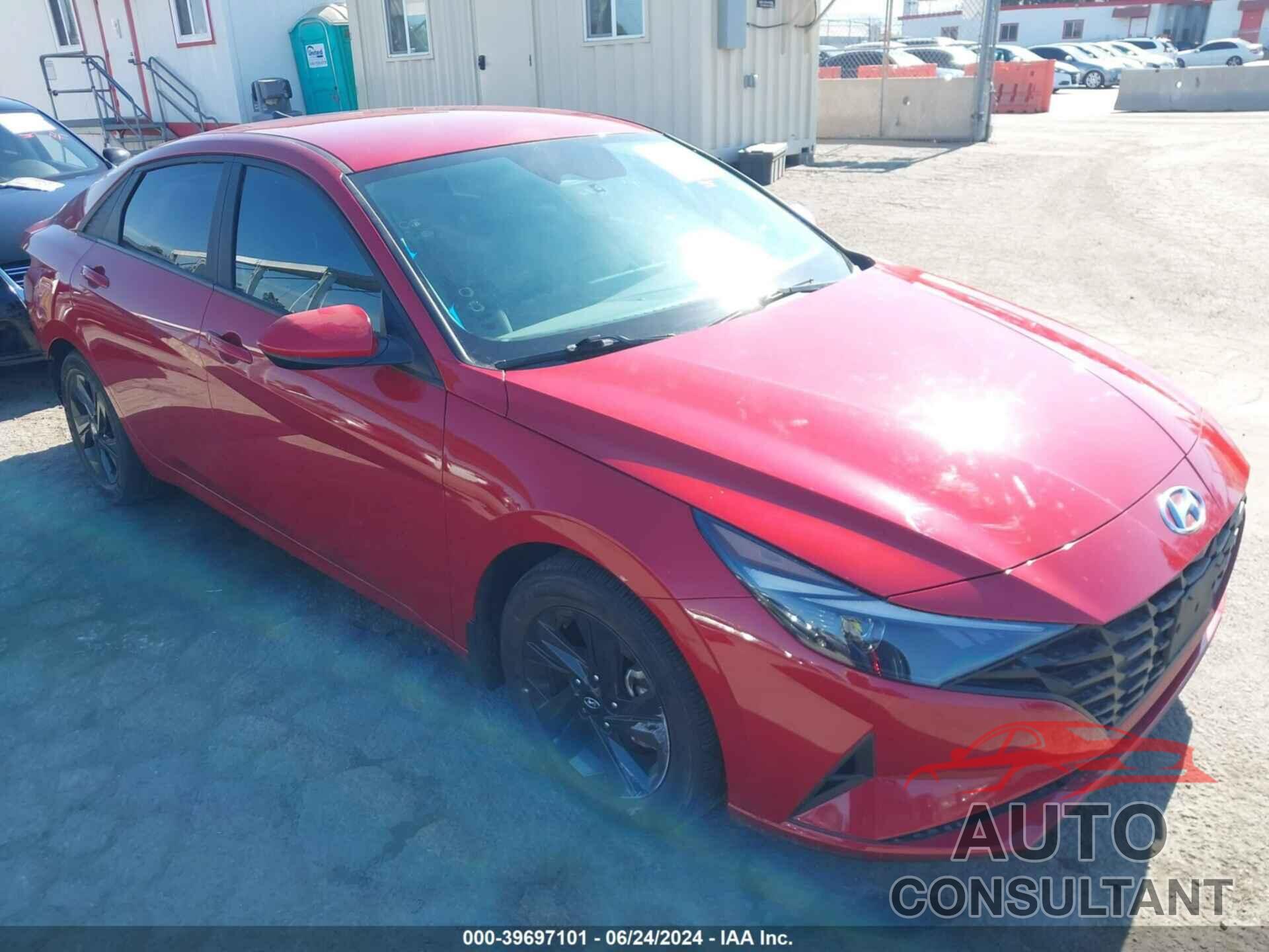 HYUNDAI ELANTRA 2023 - KMHLM4AG7PU448836