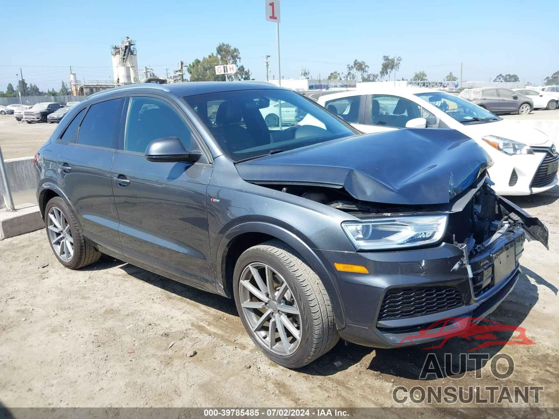 AUDI Q3 2018 - WA1BCCFS3JR035116