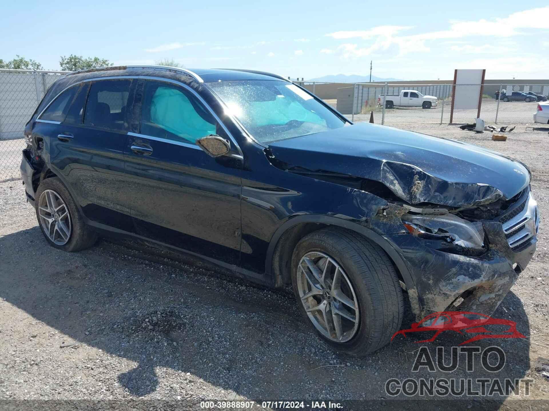 MERCEDES-BENZ GLC 300 2019 - WDC0G4JB7KV134832