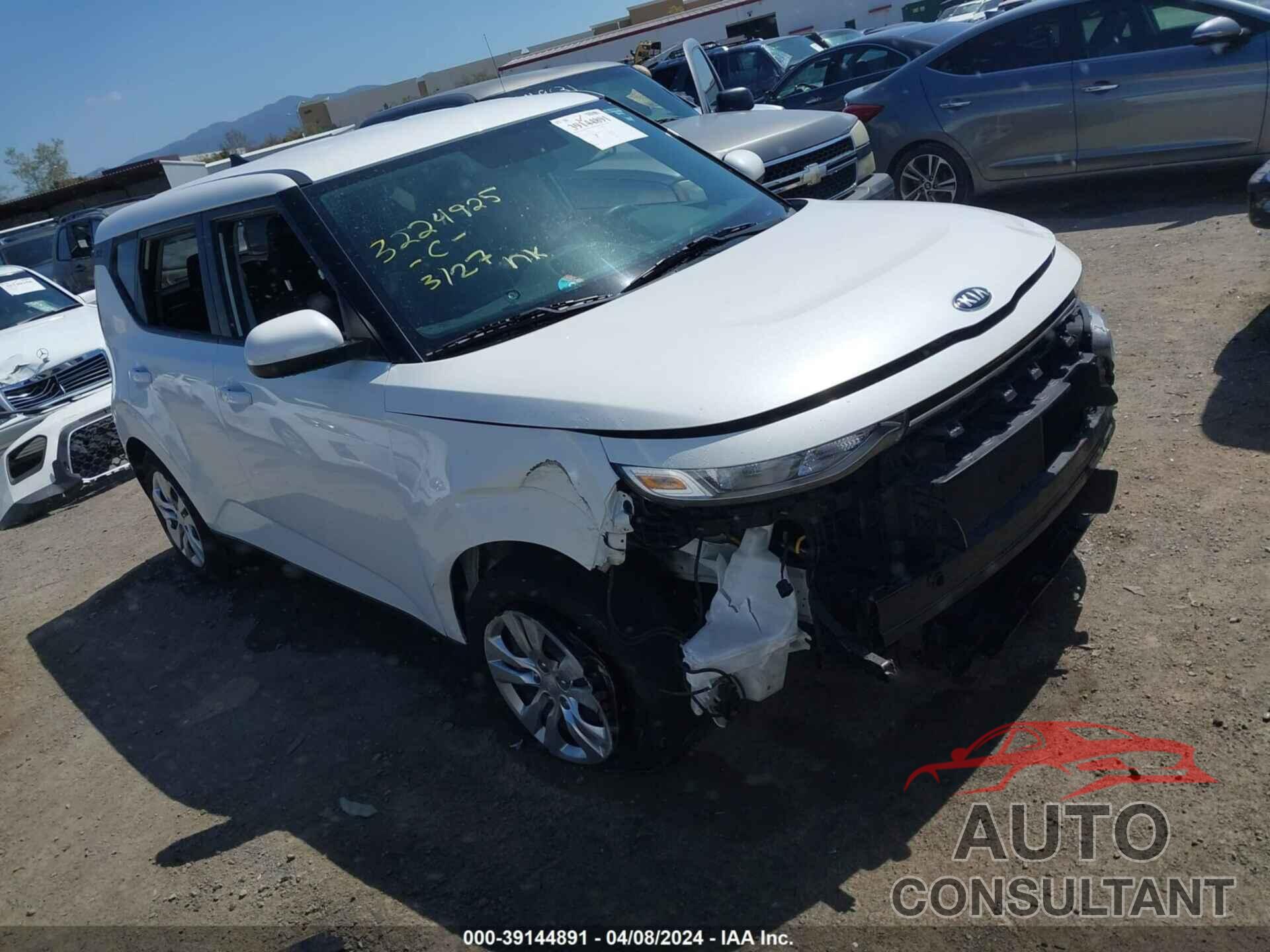 KIA SOUL 2020 - KNDJ23AU4L7120039