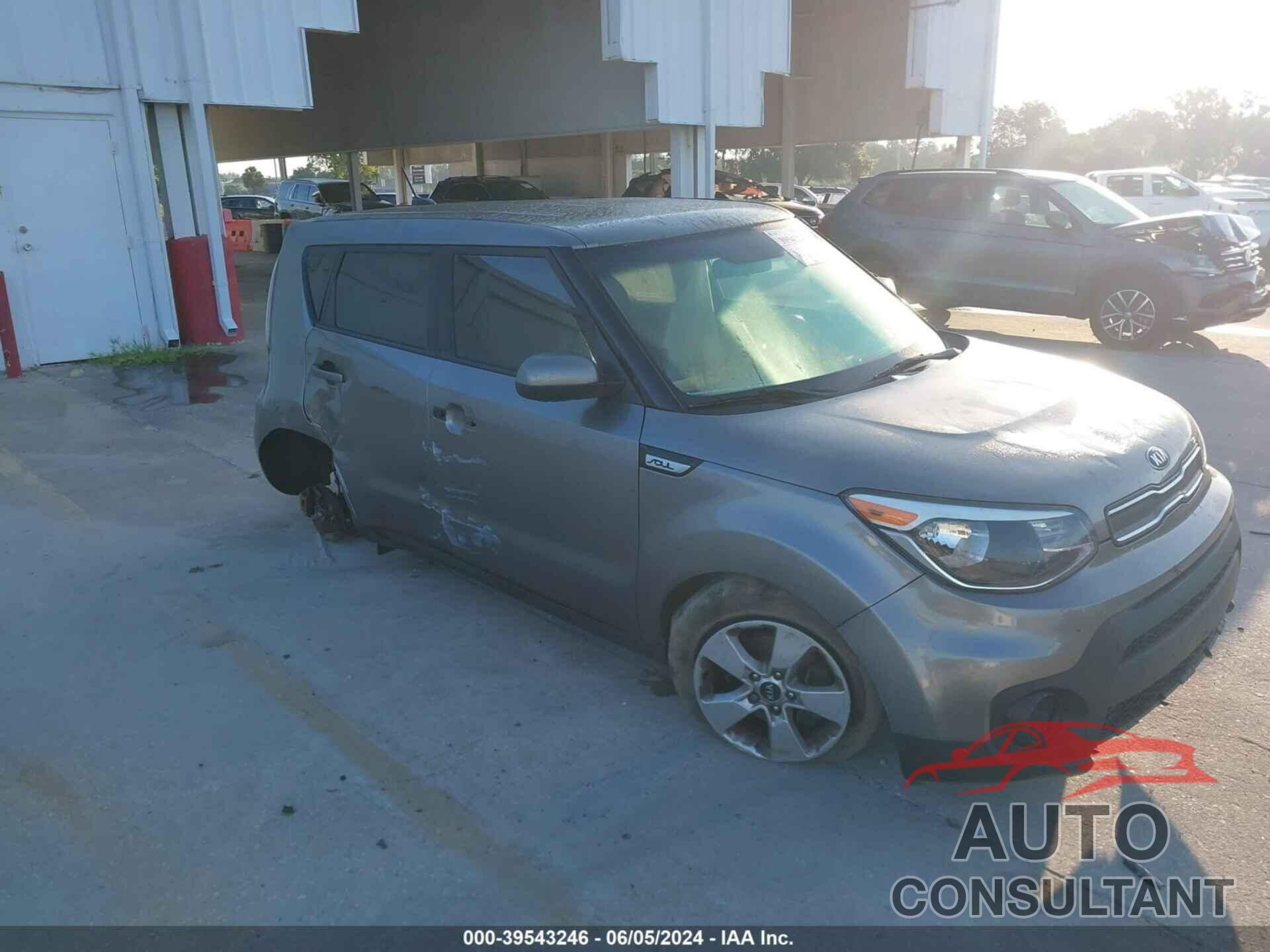 KIA SOUL 2019 - KNDJN2A2XK7645654