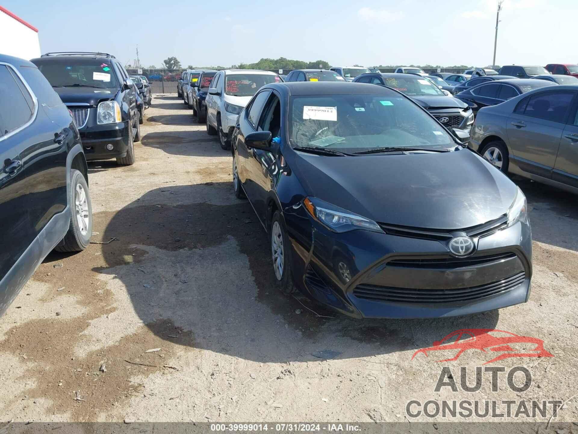 TOYOTA COROLLA 2018 - 5YFBURHE6JP826098