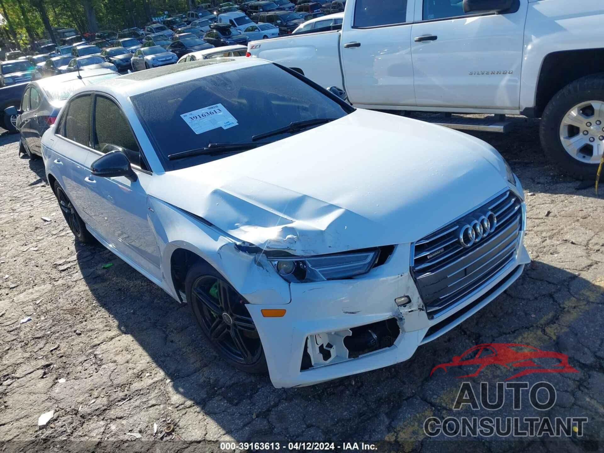 AUDI A4 2017 - WAUDNAF45HN056921