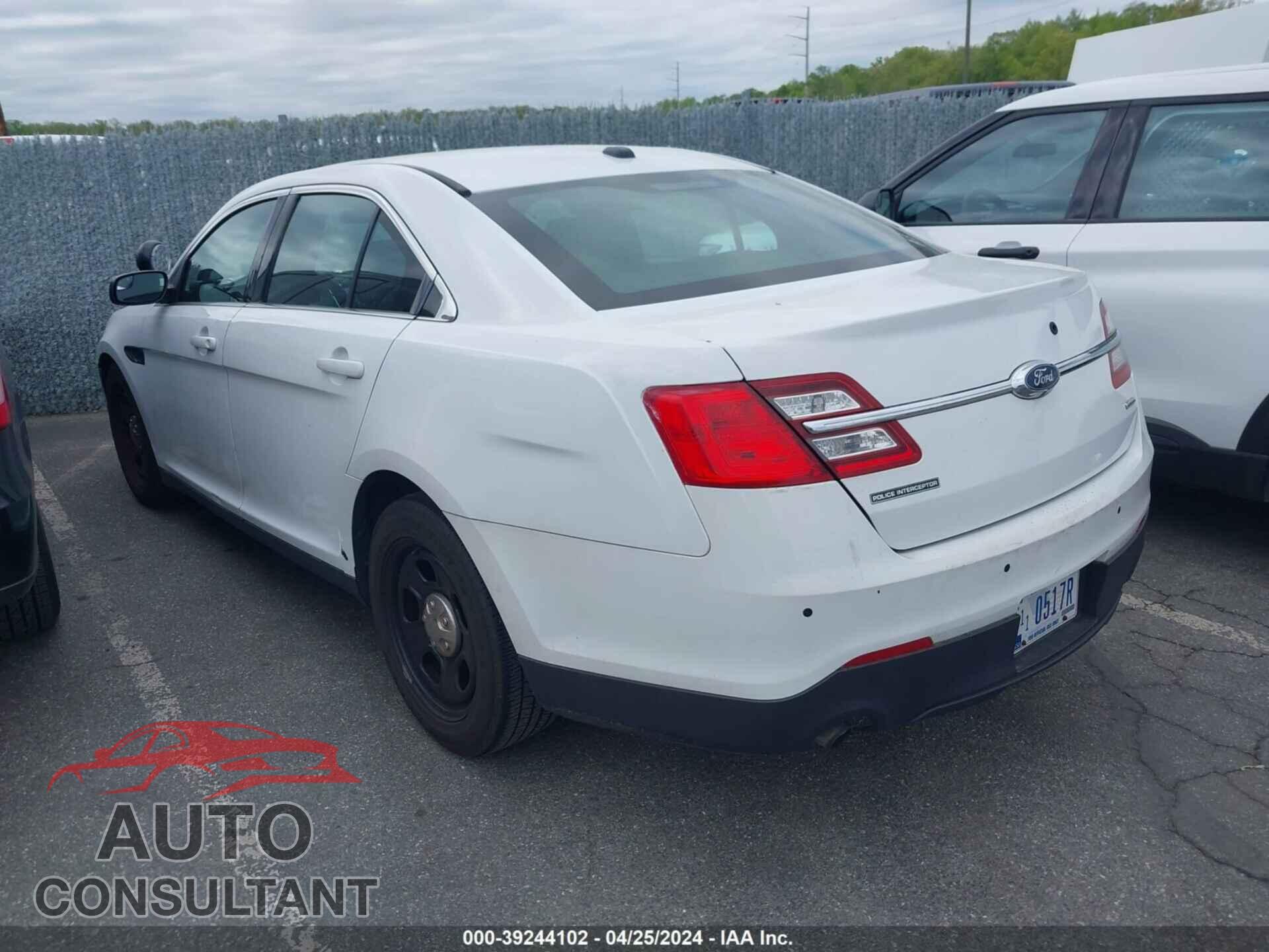 FORD TAURUS 2016 - 1FAHP2MT1GG123019