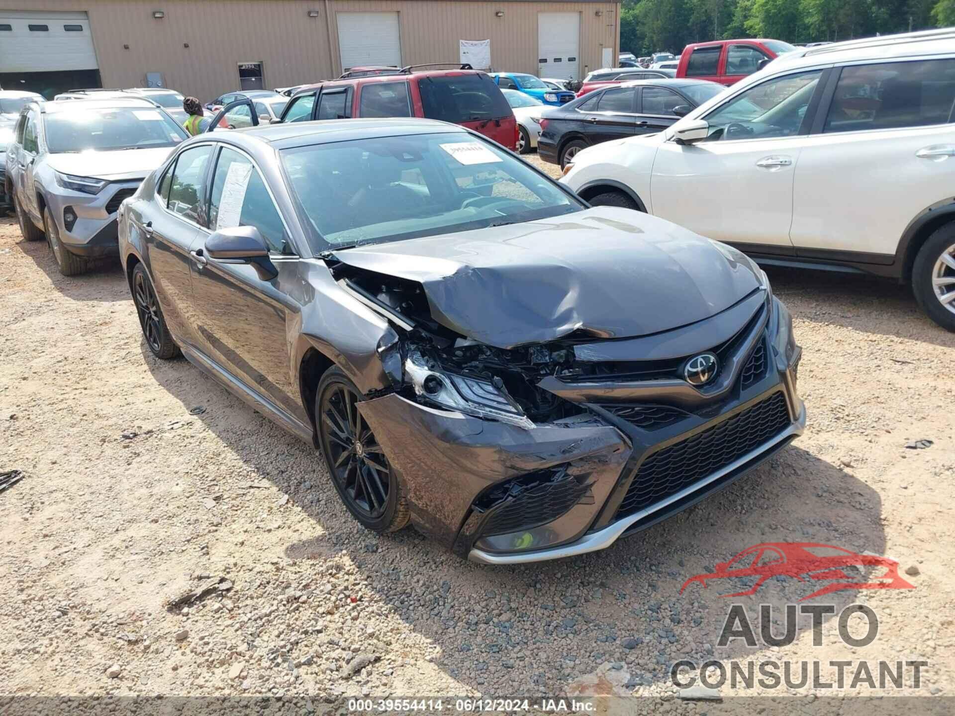 TOYOTA CAMRY 2021 - 4T1KZ1AK1MU057855