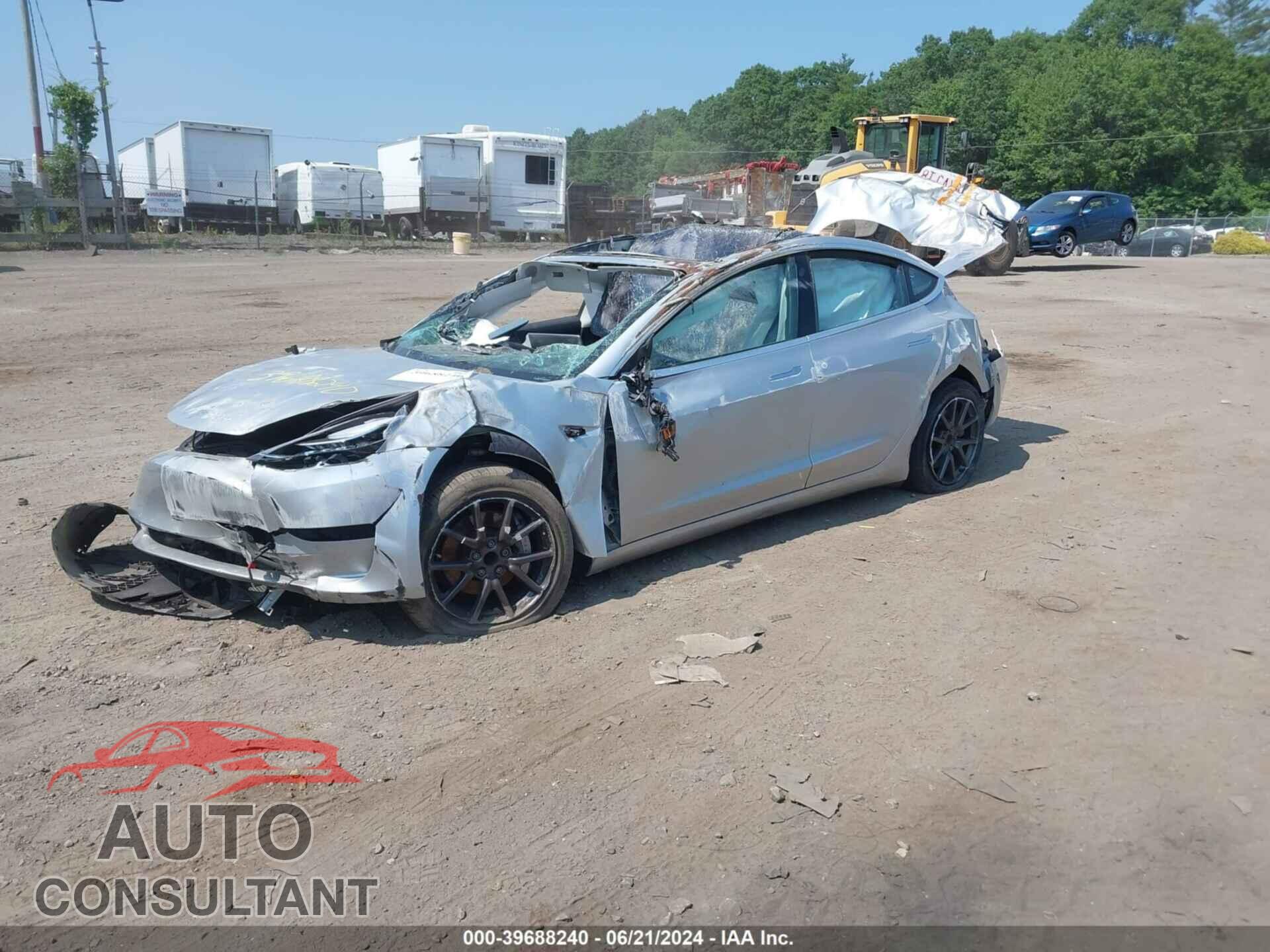 TESLA MODEL 3 2018 - 5YJ3E1EA0JF039096